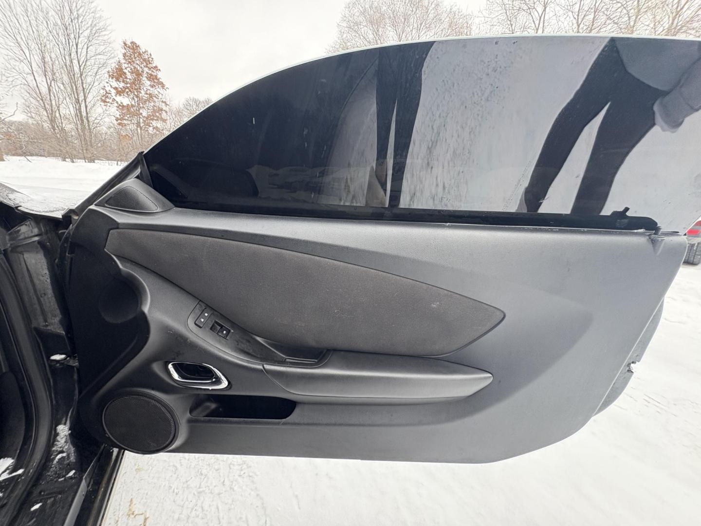 2014 Black Chevrolet Camaro Convertible 1LT (2G1FB3D30E9) with an 3.6L V6 DOHC 24V FFV engine, 6-Speed Automatic transmission, located at 17255 hwy 65 NE, Ham Lake, MN, 55304, 0.000000, 0.000000 - Photo#12