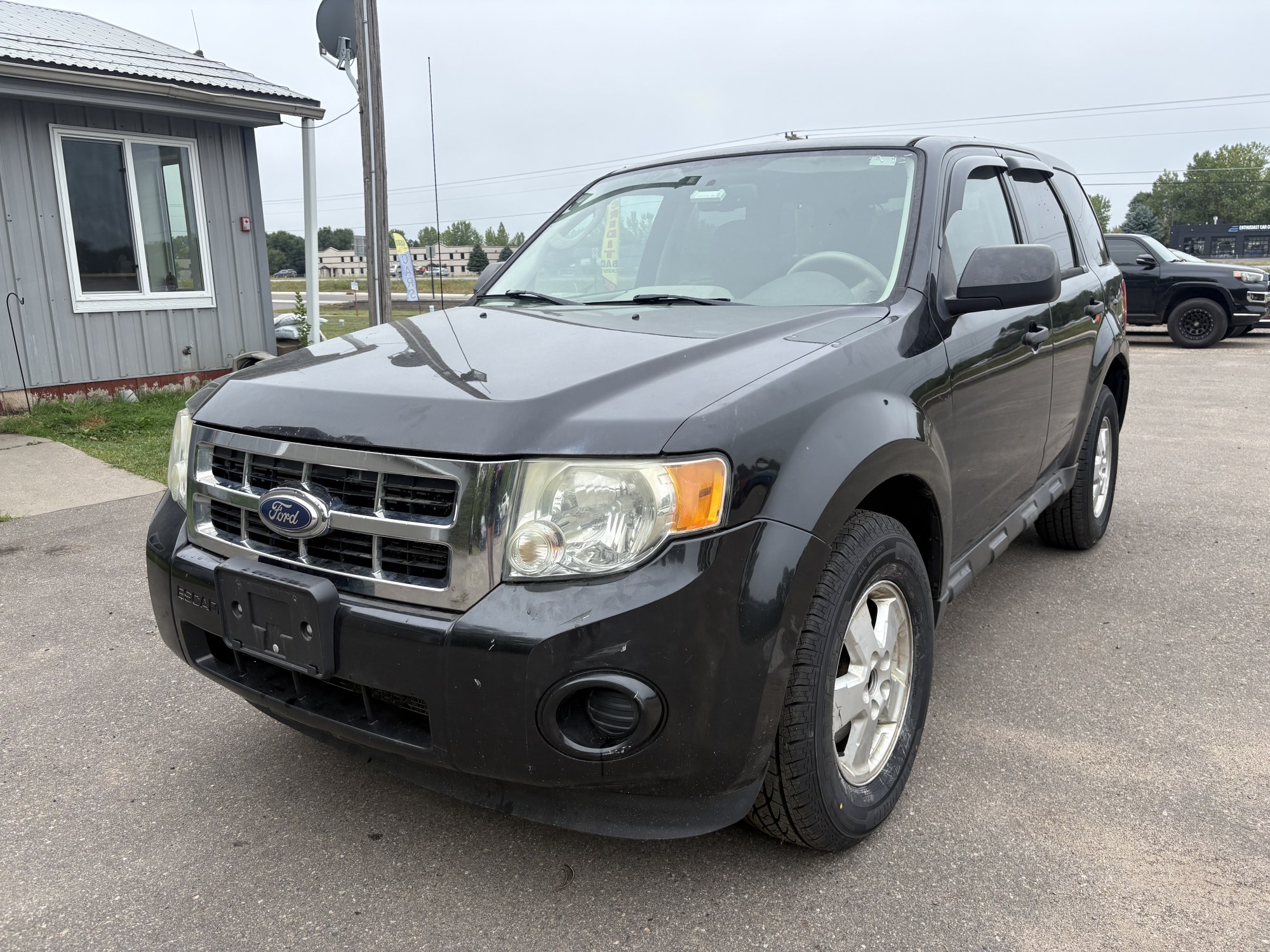 photo of 2011 Ford Escape XLS 4WD AT