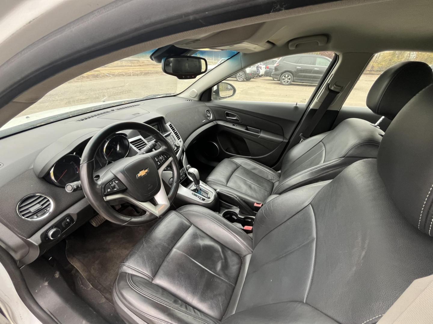 2011 Chevrolet Cruze 2LT (1G1PH5S99B7) with an 1.4L L4 DOHC 16V TURBO engine, 4-Speed Automatic transmission, located at 17255 hwy 65 NE, Ham Lake, MN, 55304, 0.000000, 0.000000 - Photo#9