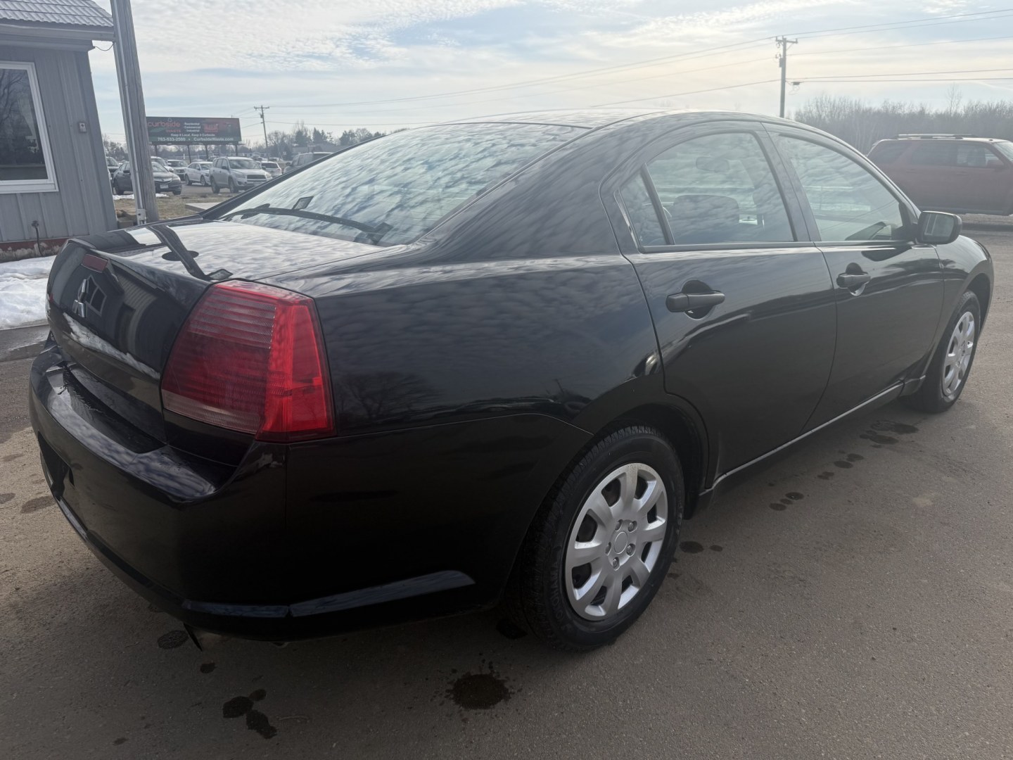 2006 Black Mitsubishi Galant DE (4A3AB26FX6E) with an 2.4L L4 SOHC 16V engine, 4-Speed Automatic Overdrive transmission, located at 17255 hwy 65 NE, Ham Lake, MN, 55304, 0.000000, 0.000000 - Photo#4