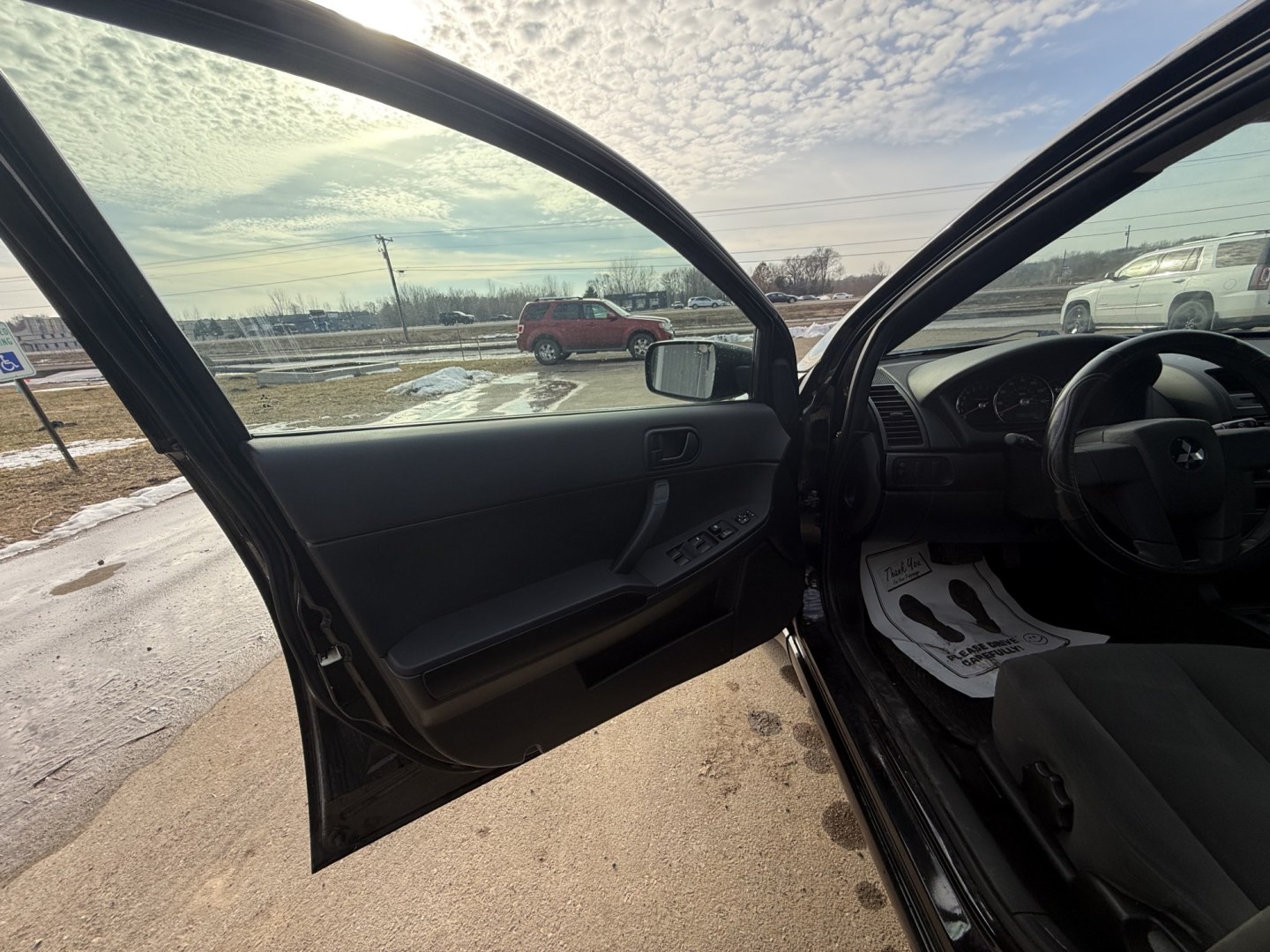 2006 Black Mitsubishi Galant DE (4A3AB26FX6E) with an 2.4L L4 SOHC 16V engine, 4-Speed Automatic Overdrive transmission, located at 17255 hwy 65 NE, Ham Lake, MN, 55304, 0.000000, 0.000000 - Photo#8