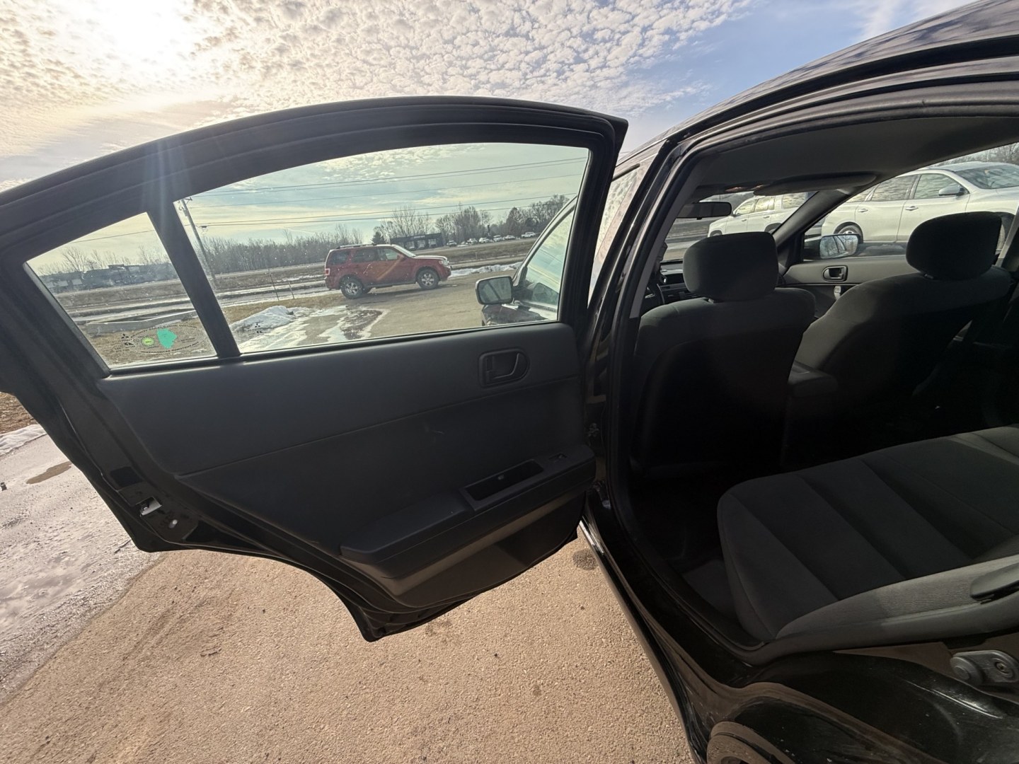 2006 Black Mitsubishi Galant DE (4A3AB26FX6E) with an 2.4L L4 SOHC 16V engine, 4-Speed Automatic Overdrive transmission, located at 17255 hwy 65 NE, Ham Lake, MN, 55304, 0.000000, 0.000000 - Photo#10