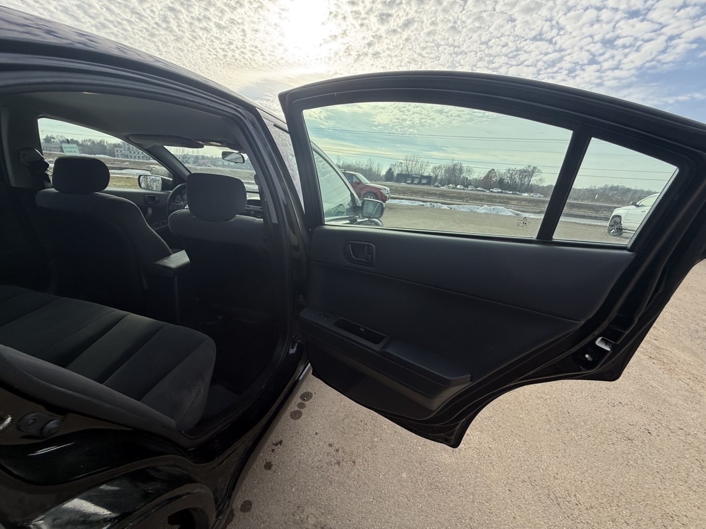 2006 Black Mitsubishi Galant DE (4A3AB26FX6E) with an 2.4L L4 SOHC 16V engine, 4-Speed Automatic Overdrive transmission, located at 17255 hwy 65 NE, Ham Lake, MN, 55304, 0.000000, 0.000000 - Photo#12