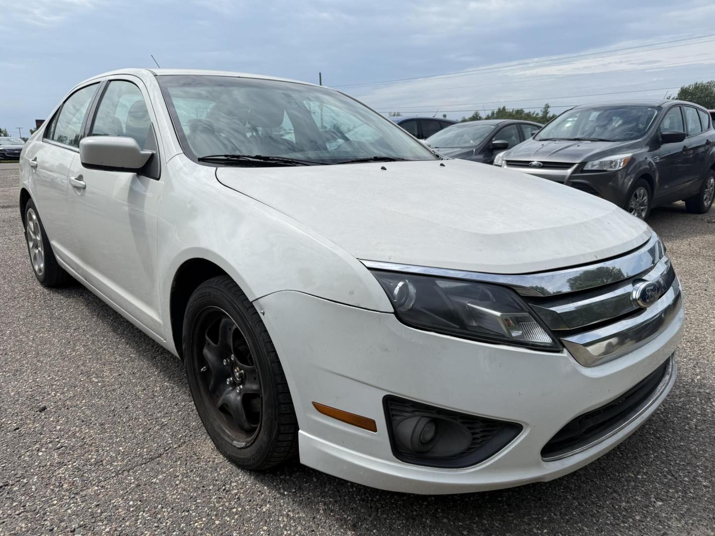 2010 White Ford Fusion SE (3FAHP0HG3AR) with an 3.0L V6 DOHC 24V engine, located at 17255 hwy 65 NE, Ham Lake, MN, 55304, 0.000000, 0.000000 - Photo#6