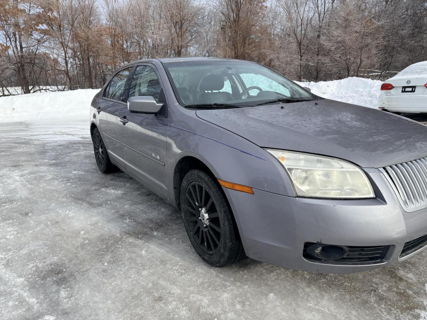 2007 Gray Mercury Milan V6 Premier (3MEHM08187R) with an 3.0L V6 DOHC 24V engine, 6-Speed Automatic Overdrive transmission, located at 17255 hwy 65 NE, Ham Lake, MN, 55304, 0.000000, 0.000000 - Photo#6