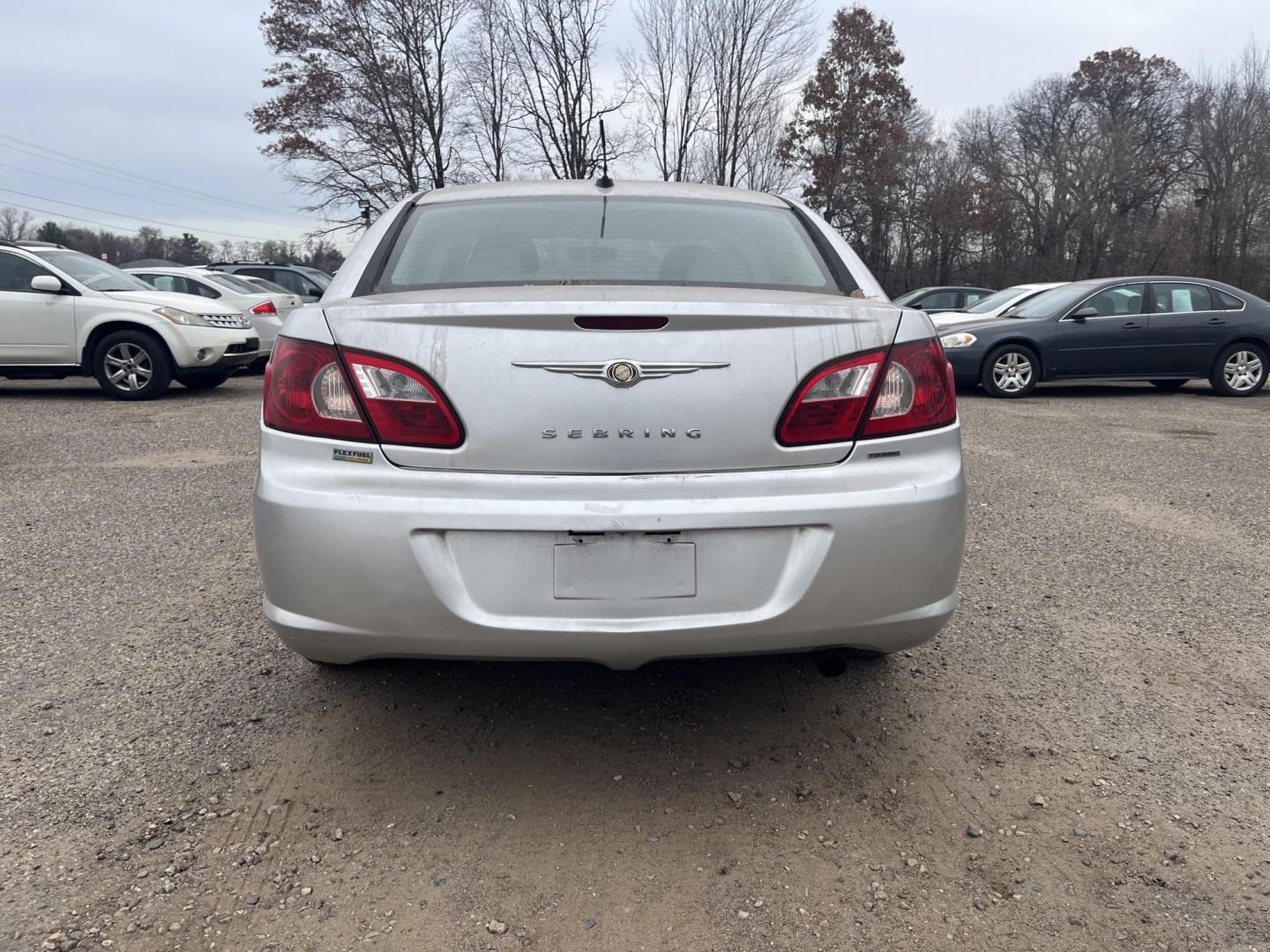 2007 silver Chrysler Sebring Touring (1C3LC56R57N) with an 2.7L V6 DOHC 24V FFV engine, 4-Speed Automatic Overdrive transmission, located at 17255 hwy 65 NE, Ham Lake, MN, 55304, 0.000000, 0.000000 - Photo#3