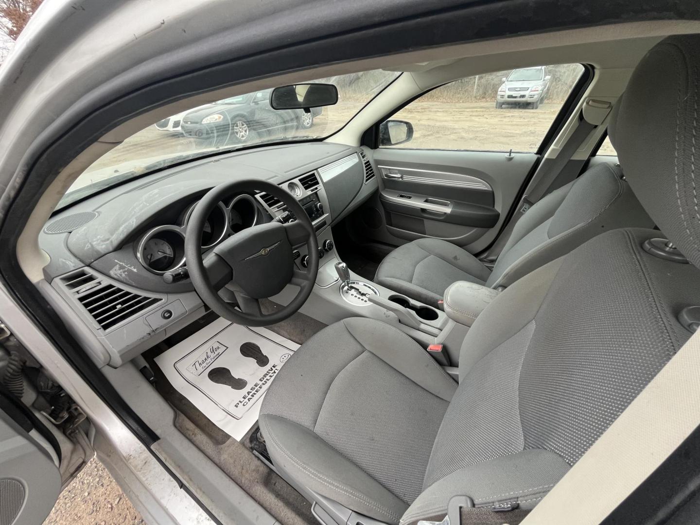 2007 silver Chrysler Sebring Touring (1C3LC56R57N) with an 2.7L V6 DOHC 24V FFV engine, 4-Speed Automatic Overdrive transmission, located at 17255 hwy 65 NE, Ham Lake, MN, 55304, 0.000000, 0.000000 - Photo#9