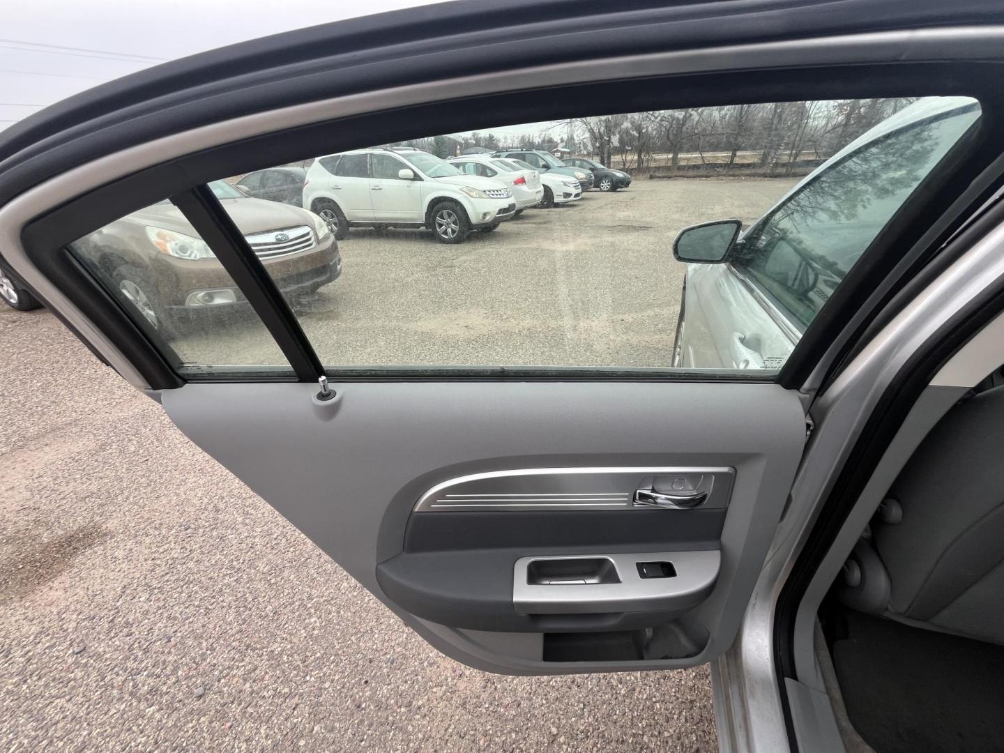 2007 silver Chrysler Sebring Touring (1C3LC56R57N) with an 2.7L V6 DOHC 24V FFV engine, 4-Speed Automatic Overdrive transmission, located at 17255 hwy 65 NE, Ham Lake, MN, 55304, 0.000000, 0.000000 - Photo#10