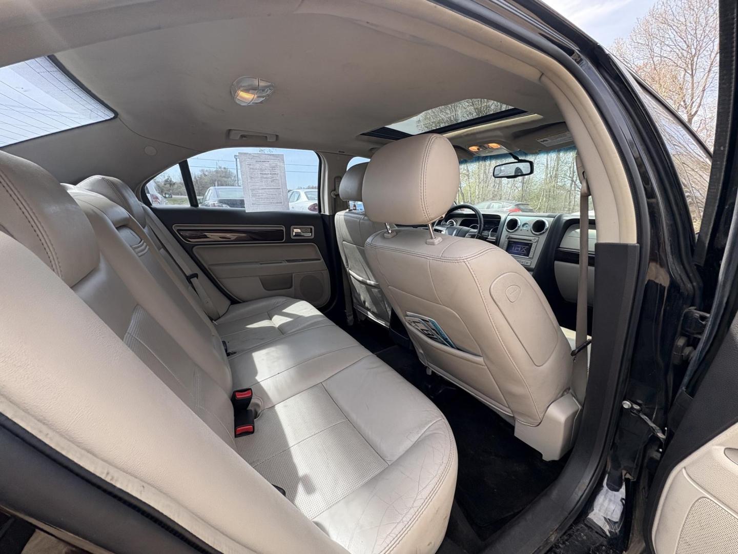 2007 Black Lincoln MKZ AWD (3LNHM28T47R) with an 3.5L V6 DOHC 24V engine, 6-Speed Automatic Overdrive transmission, located at 17255 hwy 65 NE, Ham Lake, MN, 55304, 0.000000, 0.000000 - Photo#13