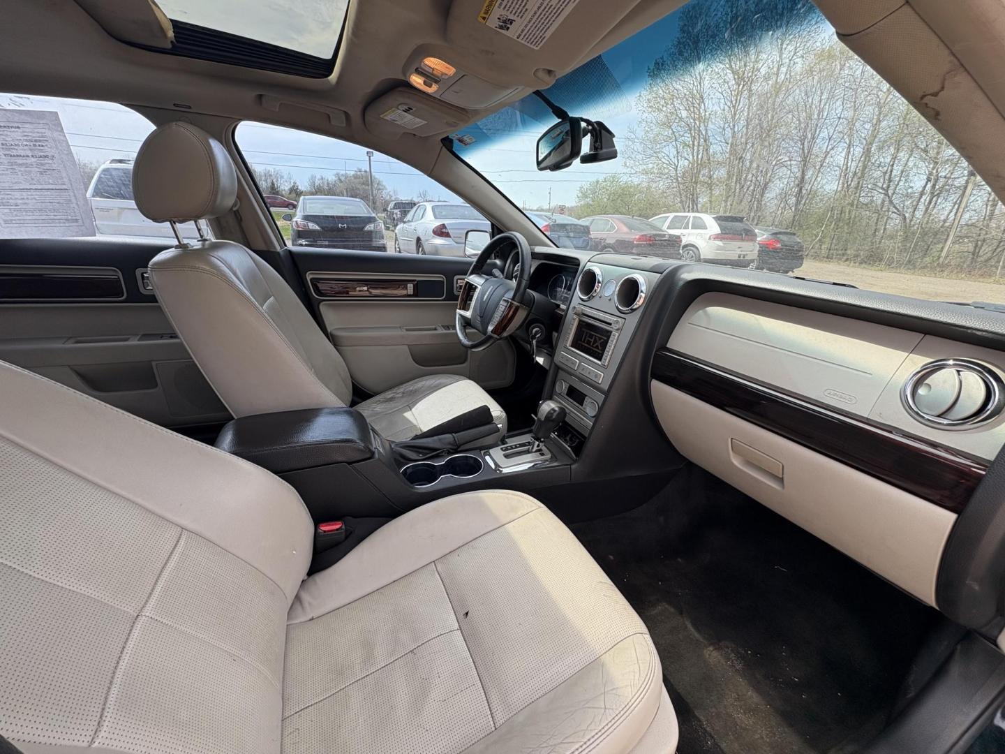 2007 Black Lincoln MKZ AWD (3LNHM28T47R) with an 3.5L V6 DOHC 24V engine, 6-Speed Automatic Overdrive transmission, located at 17255 hwy 65 NE, Ham Lake, MN, 55304, 0.000000, 0.000000 - Photo#15
