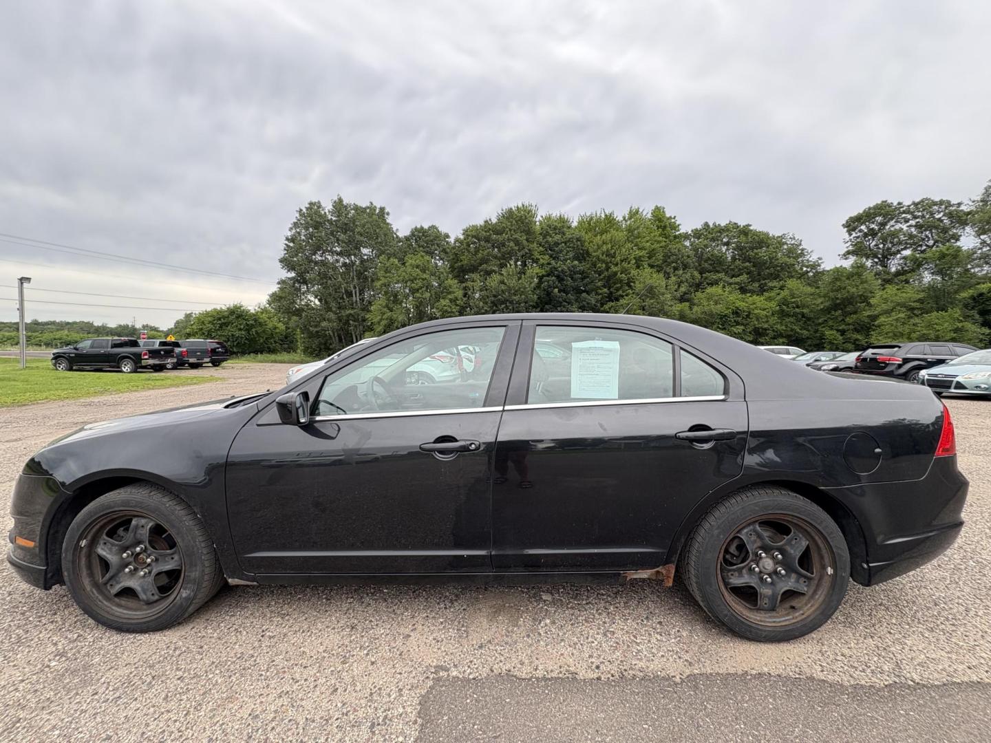 2011 Black Ford Fusion V6 SE (3FAHP0HG3BR) with an 3.0L V6 DOHC 24V engine, located at 17255 hwy 65 NE, Ham Lake, MN, 55304, 0.000000, 0.000000 - Photo#1