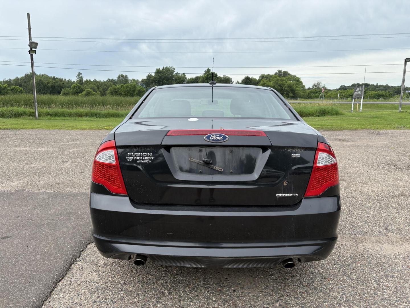 2011 Black Ford Fusion V6 SE (3FAHP0HG3BR) with an 3.0L V6 DOHC 24V engine, located at 17255 hwy 65 NE, Ham Lake, MN, 55304, 0.000000, 0.000000 - Photo#3