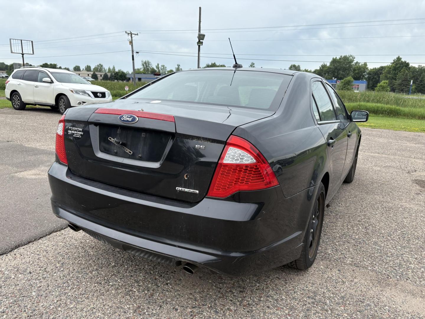 2011 Black Ford Fusion V6 SE (3FAHP0HG3BR) with an 3.0L V6 DOHC 24V engine, located at 17255 hwy 65 NE, Ham Lake, MN, 55304, 0.000000, 0.000000 - Photo#4