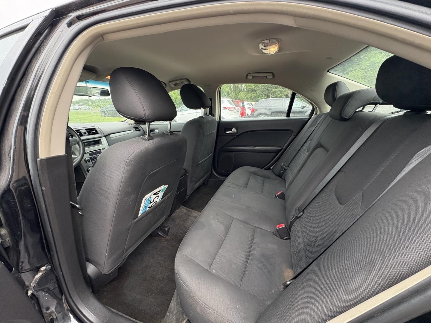 2011 Black Ford Fusion V6 SE (3FAHP0HG3BR) with an 3.0L V6 DOHC 24V engine, located at 17255 hwy 65 NE, Ham Lake, MN, 55304, 0.000000, 0.000000 - Photo#11