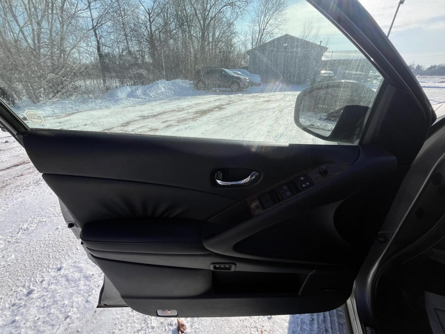 2009 gray Nissan Murano LE AWD (JN8AZ18W49W) with an 3.5L V6 DOHC 24V engine, Automatic CVT Overdrive transmission, located at 17255 hwy 65 NE, Ham Lake, MN, 55304, 0.000000, 0.000000 - Photo#8