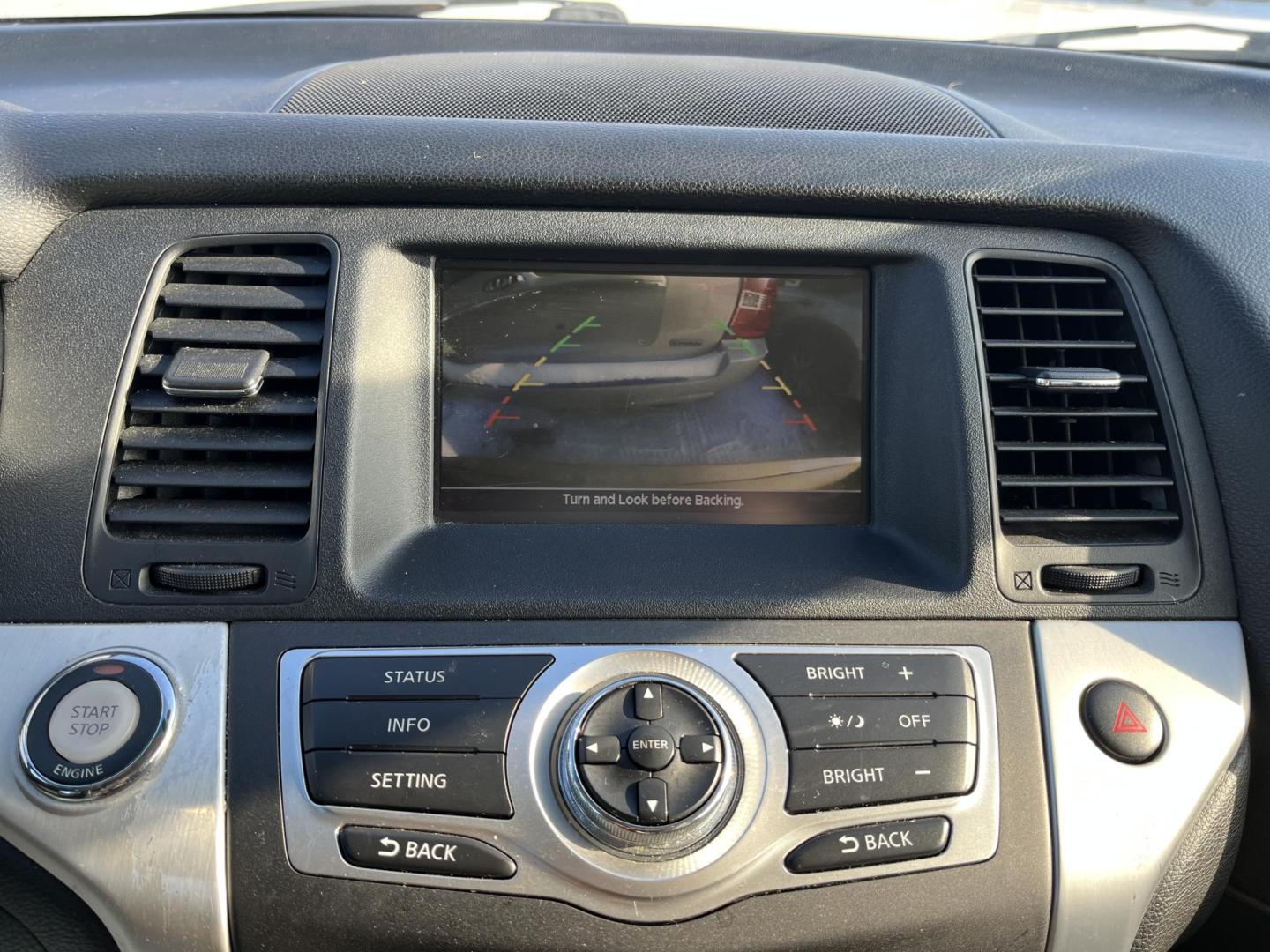 2009 gray Nissan Murano LE AWD (JN8AZ18W49W) with an 3.5L V6 DOHC 24V engine, Automatic CVT Overdrive transmission, located at 17255 hwy 65 NE, Ham Lake, MN, 55304, 0.000000, 0.000000 - Photo#17