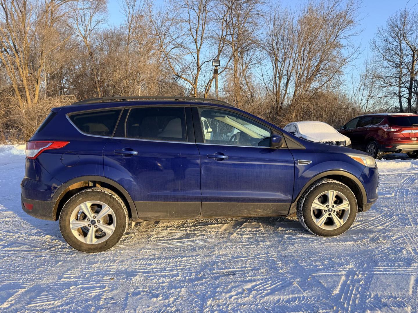 2013 Ford Escape SE 4WD (1FMCU9G92DU) with an 2.0L L4 DOHC 16V engine, 6-Speed Automatic transmission, located at 17255 hwy 65 NE, Ham Lake, MN, 55304, 0.000000, 0.000000 - Photo#5