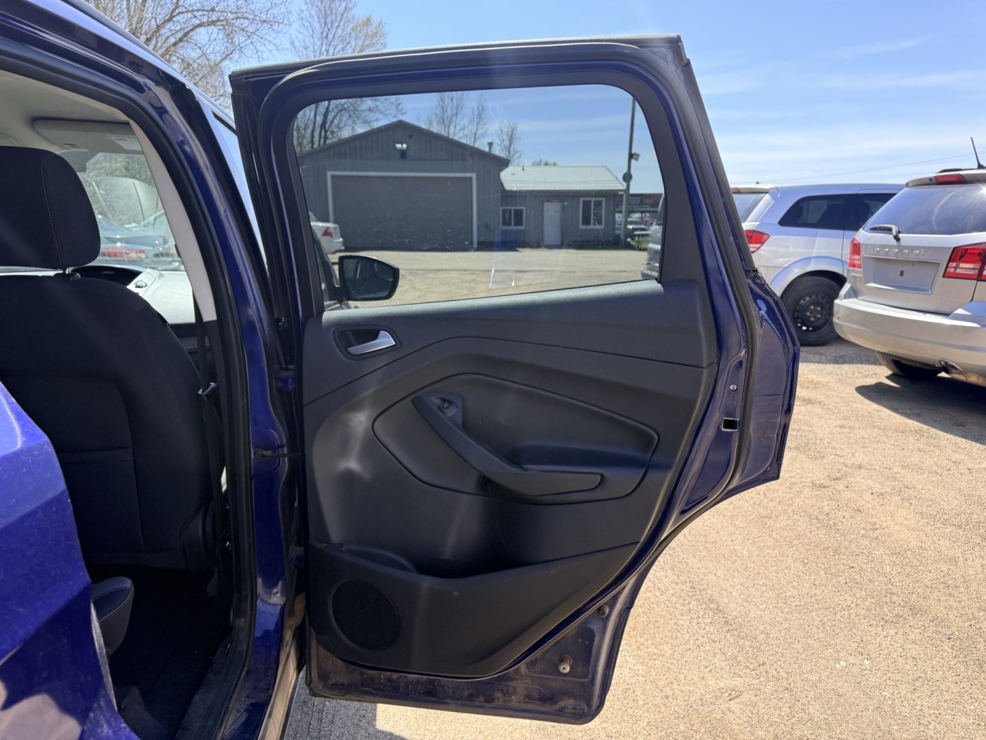 2013 Ford Escape SE 4WD (1FMCU9G92DU) with an 2.0L L4 DOHC 16V engine, 6-Speed Automatic transmission, located at 17255 hwy 65 NE, Ham Lake, MN, 55304, 0.000000, 0.000000 - Photo#12