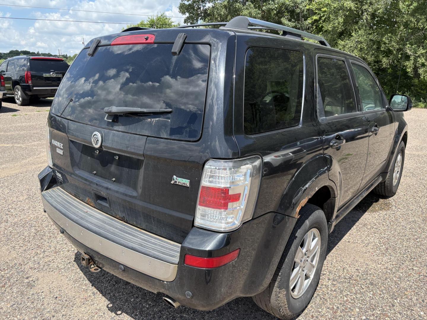 2011 Mercury Mariner Premier V6 2WD (4M2CN8HG6BK) , 6-Speed Automatic transmission, located at 17255 hwy 65 NE, Ham Lake, MN, 55304, 0.000000, 0.000000 - Photo#4