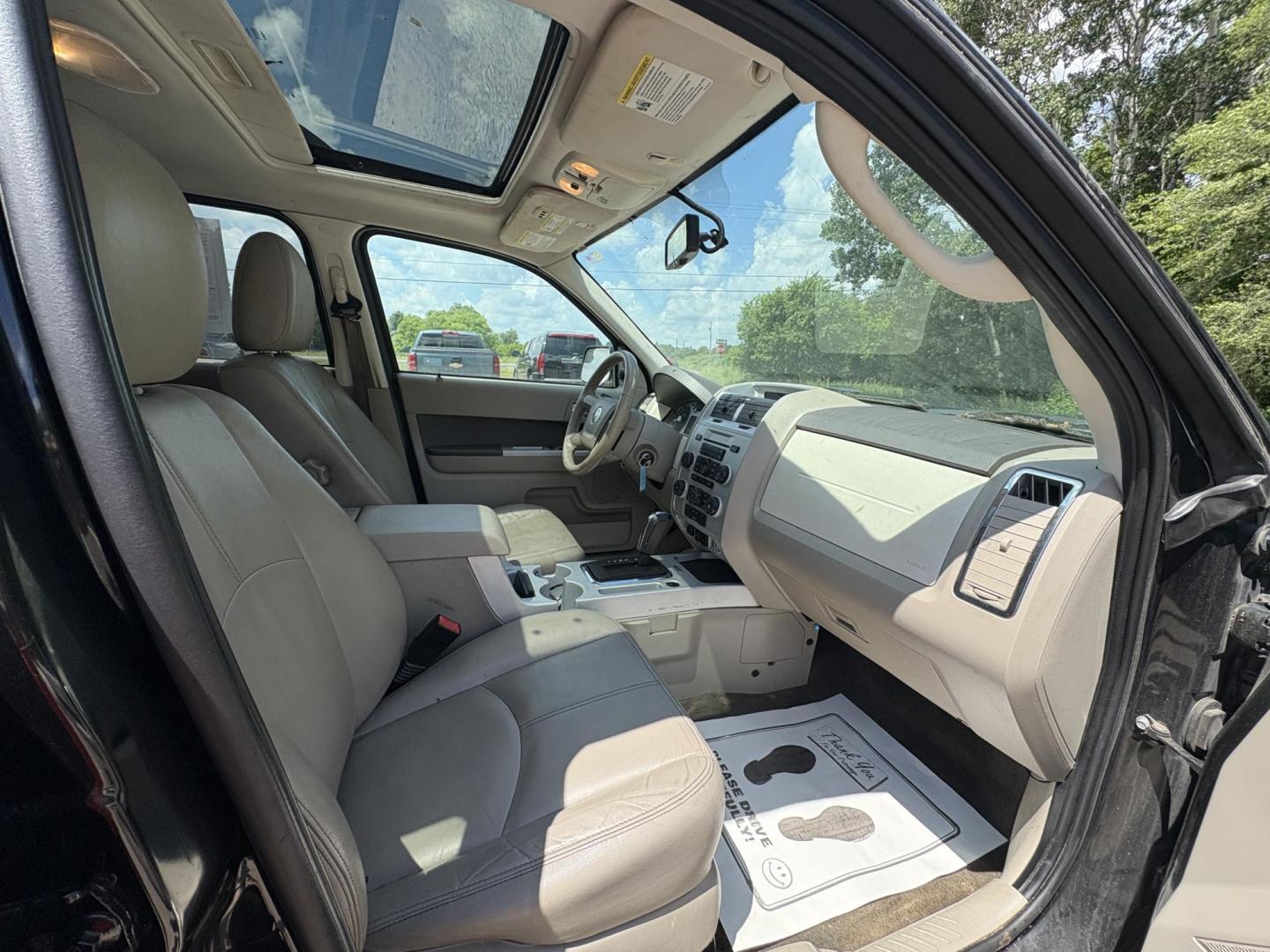 2011 Mercury Mariner Premier V6 2WD (4M2CN8HG6BK) , 6-Speed Automatic transmission, located at 17255 hwy 65 NE, Ham Lake, MN, 55304, 0.000000, 0.000000 - Photo#15