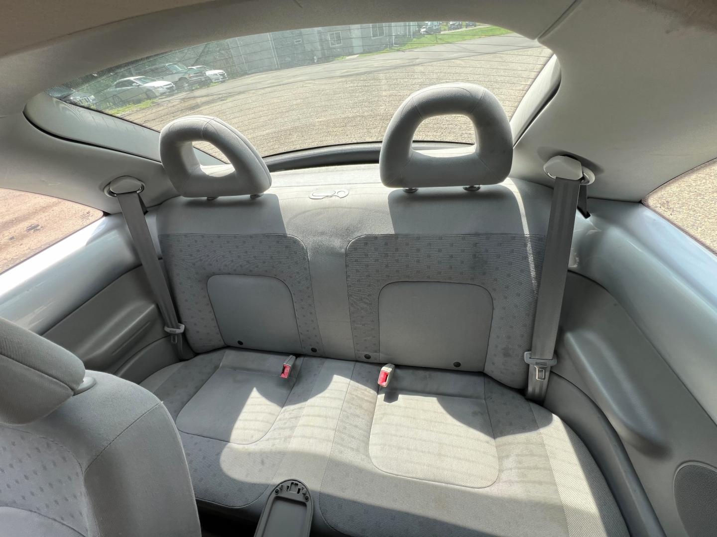 2002 Volkswagen New Beetle GLS 2.0 (3VWCB21C82M) with an 2.0L L4 SOHC 8V engine, located at 17255 hwy 65 NE, Ham Lake, MN, 55304, 0.000000, 0.000000 - Photo#9