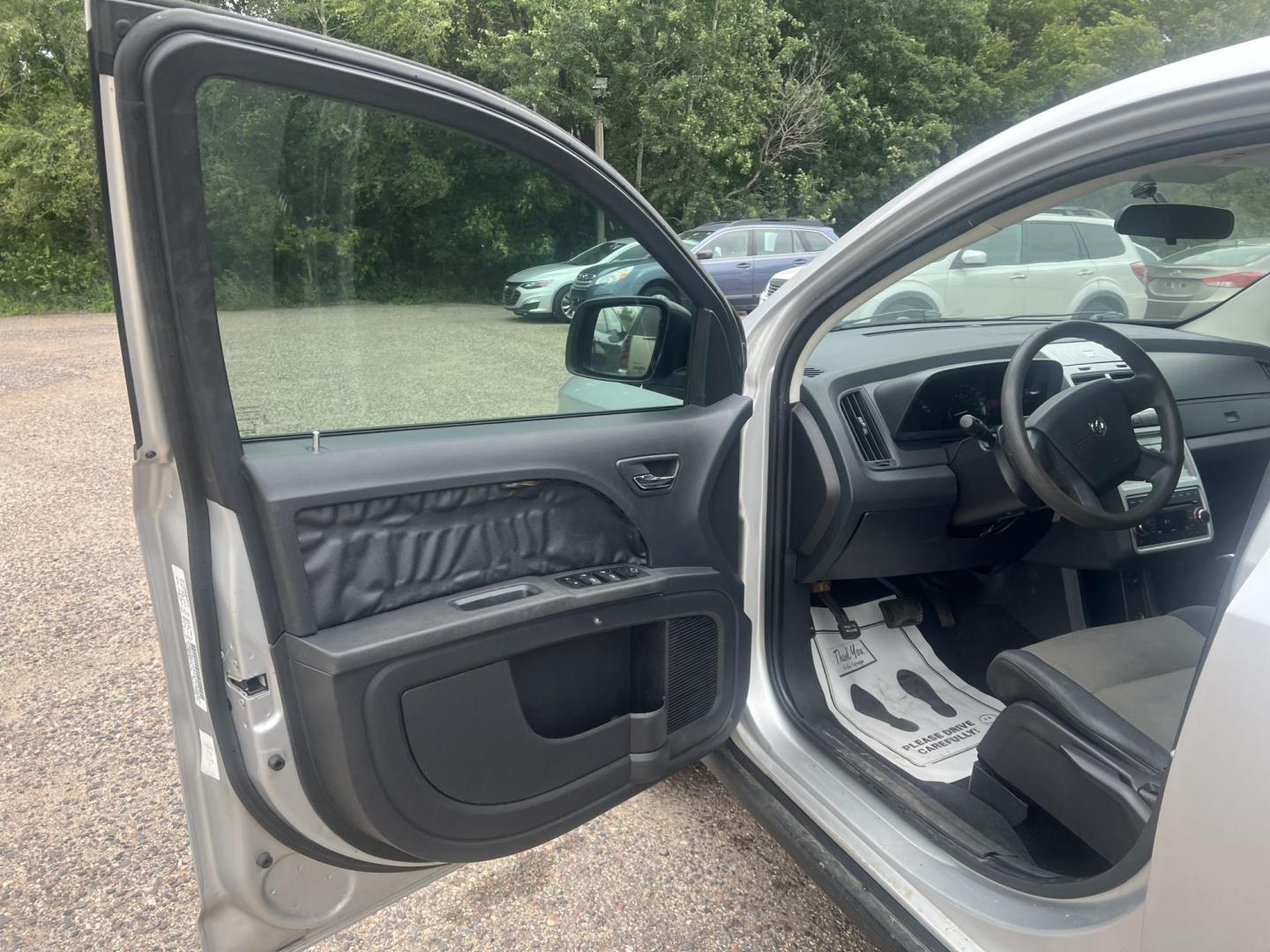 2009 Dodge Journey SE (3D4GG47B69T) with an 2.4L L4 DOHC 16V engine, 4-Speed Automatic Overdrive transmission, located at 17255 hwy 65 NE, Ham Lake, MN, 55304, 0.000000, 0.000000 - Photo#8