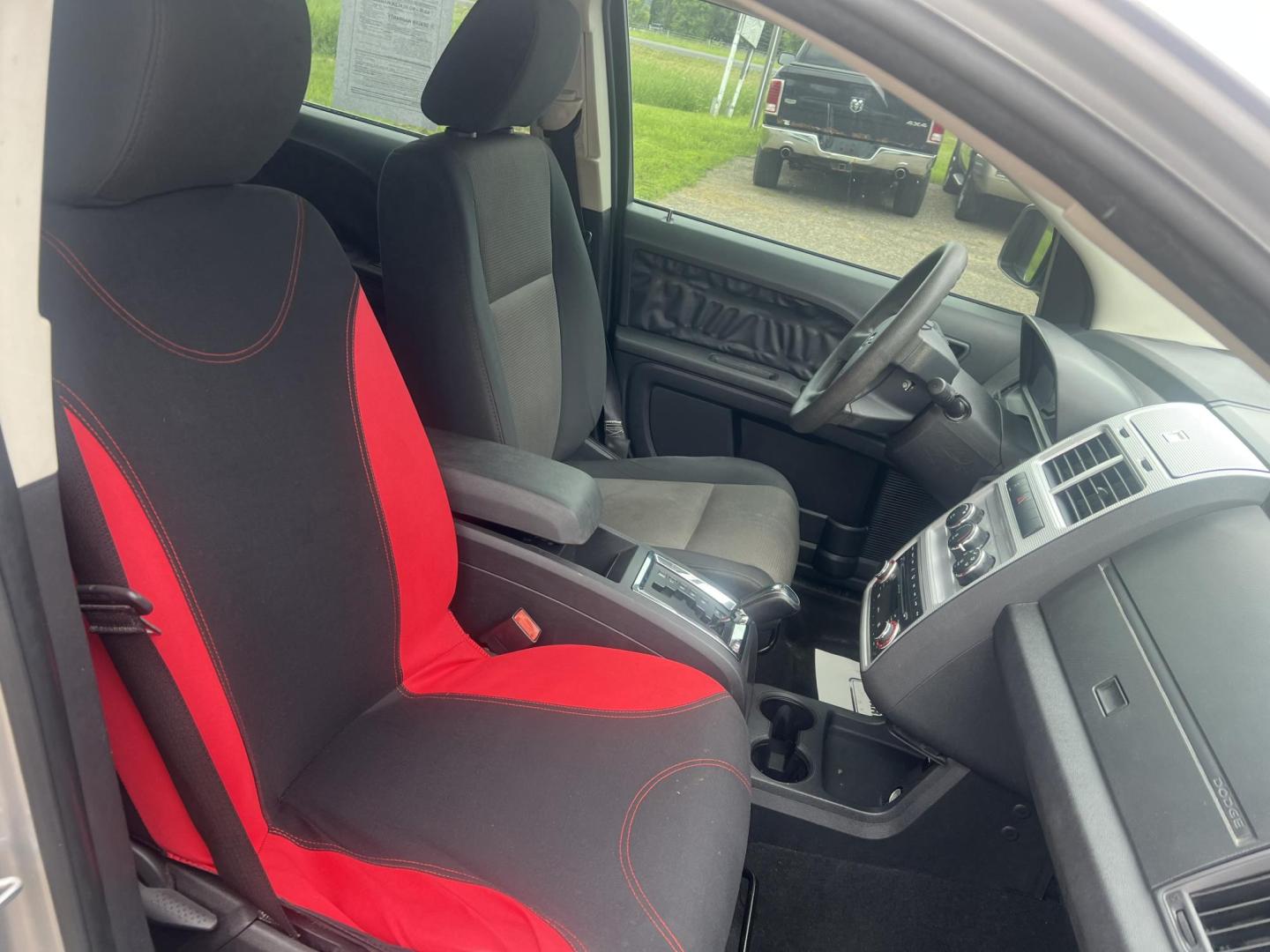 2009 Dodge Journey SE (3D4GG47B69T) with an 2.4L L4 DOHC 16V engine, 4-Speed Automatic Overdrive transmission, located at 17255 hwy 65 NE, Ham Lake, MN, 55304, 0.000000, 0.000000 - Photo#15