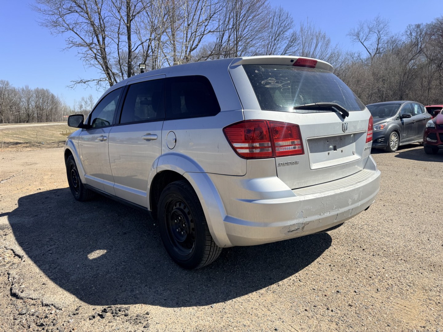 2009 Dodge Journey SE (3D4GG47B69T) with an 2.4L L4 DOHC 16V engine, 4-Speed Automatic Overdrive transmission, located at 17255 hwy 65 NE, Ham Lake, MN, 55304, 0.000000, 0.000000 - Photo#2
