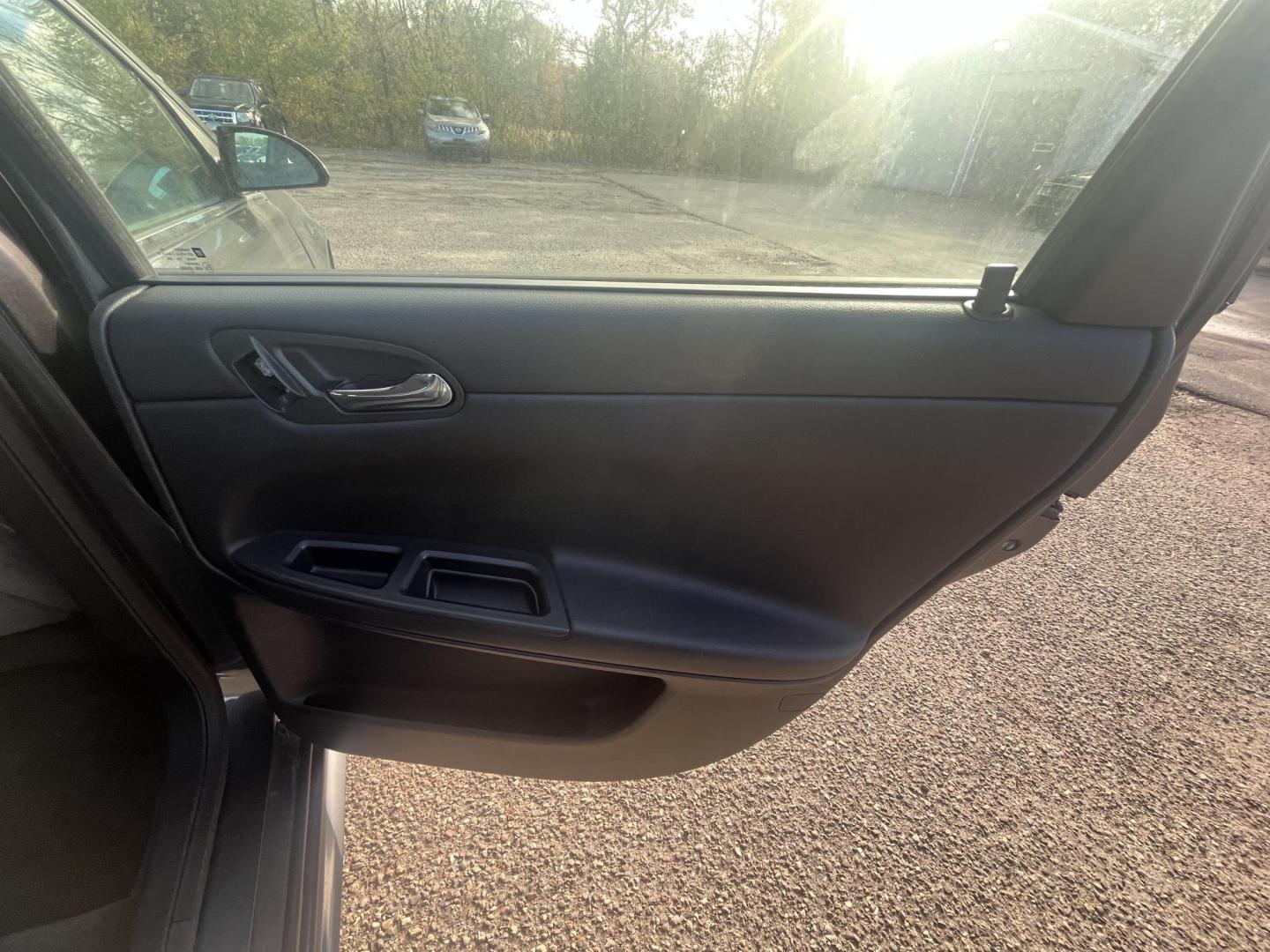 2011 Chevrolet Impala LT (2G1WB5EK5B1) with an 3.5L V6 OHV 12V FFV engine, 4-Speed Automatic transmission, located at 17255 hwy 65 NE, Ham Lake, MN, 55304, 0.000000, 0.000000 - Photo#14