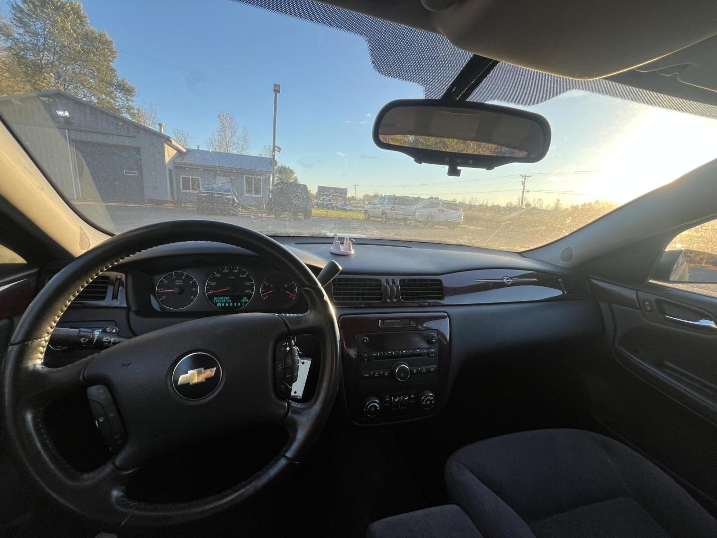 2011 Chevrolet Impala LT (2G1WB5EK5B1) with an 3.5L V6 OHV 12V FFV engine, 4-Speed Automatic transmission, located at 17255 hwy 65 NE, Ham Lake, MN, 55304, 0.000000, 0.000000 - Photo#16