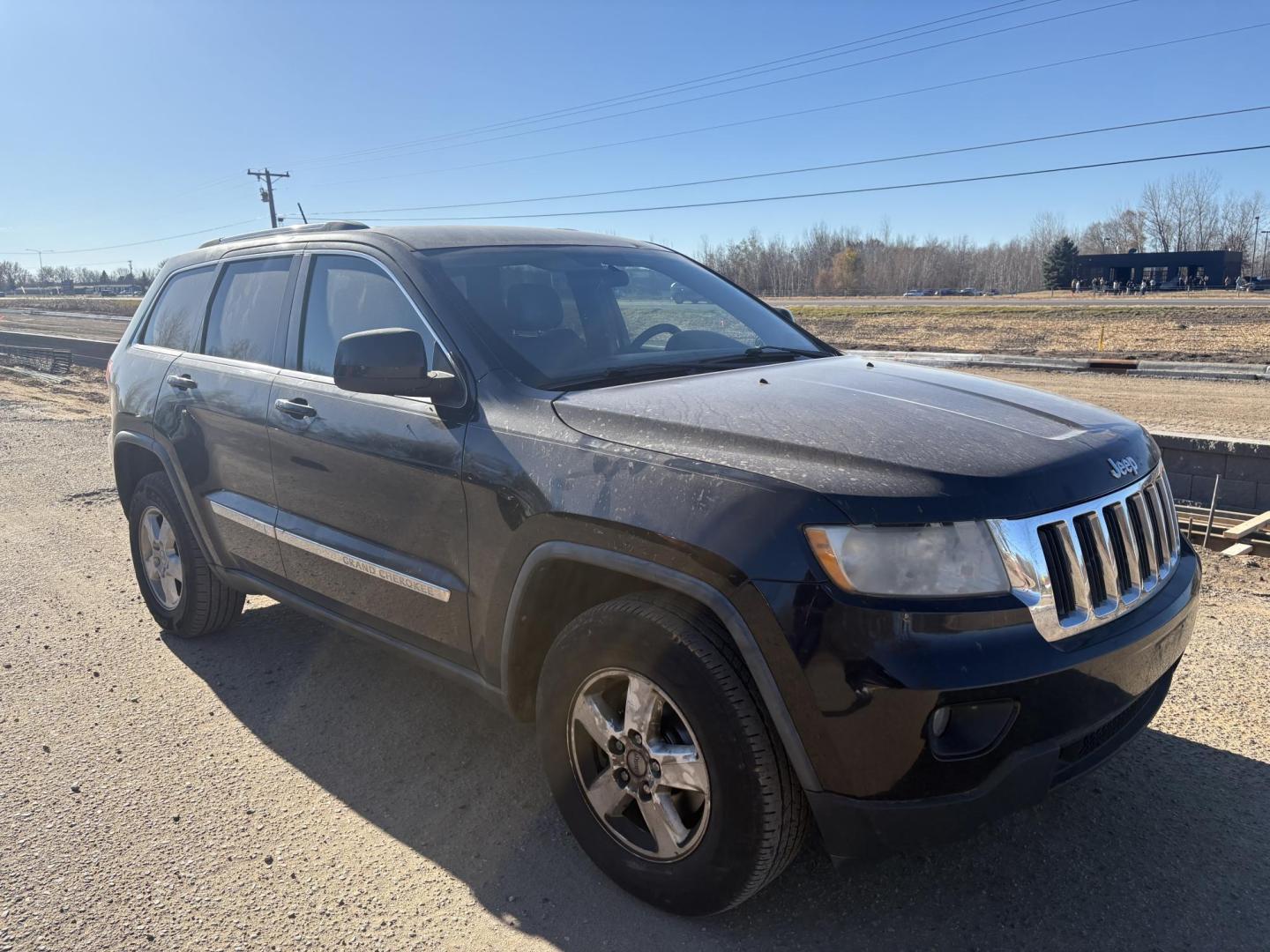 2011 Jeep Grand Cherokee Laredo 4WD (1J4RR4GG3BC) with an 3.6L V6 DOHC 24V engine, 5-Speed Automatic transmission, located at 17255 hwy 65 NE, Ham Lake, MN, 55304, 0.000000, 0.000000 - Photo#6