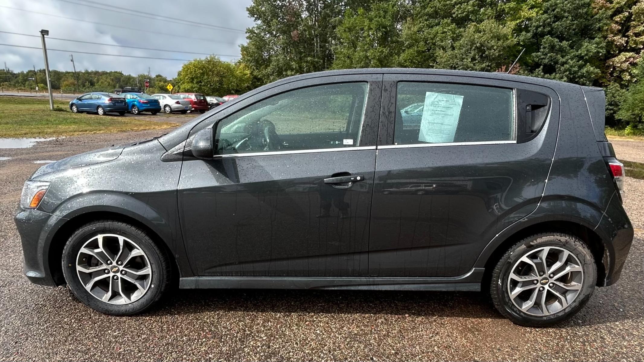 2017 Chevrolet Sonic (1G1JD6SBXH4) with an 1.4L L4 DOHC 24V TURBO engine, Automatic transmission, located at 17255 hwy 65 NE, Ham Lake, MN, 55304, 0.000000, 0.000000 - Photo #7