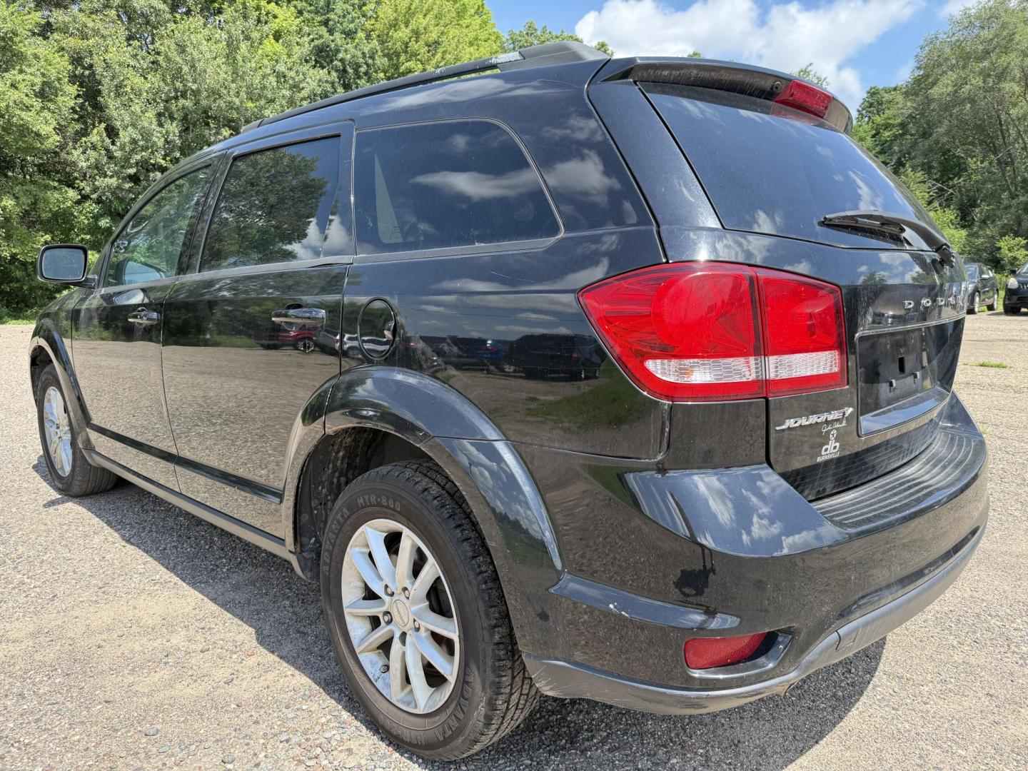 2014 Dodge Journey SXT (3C4PDCBG7ET) with an 3.6L V6 DOHC 24V engine, 6-Speed Automatic transmission, located at 17255 hwy 65 NE, Ham Lake, MN, 55304, 0.000000, 0.000000 - Photo#2