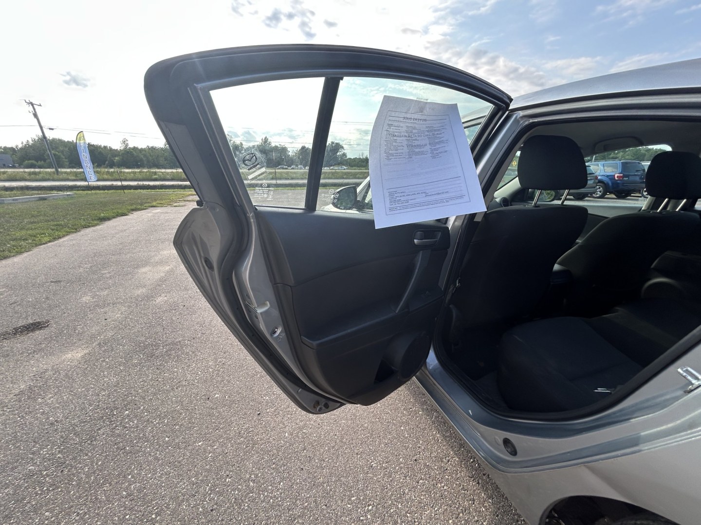 2011 Mazda MAZDA3 i Touring 4-Door (JM1BL1VF6B1) with an 2.0L L4 DOHC 16V engine, located at 17255 hwy 65 NE, Ham Lake, MN, 55304, 0.000000, 0.000000- Photo#11