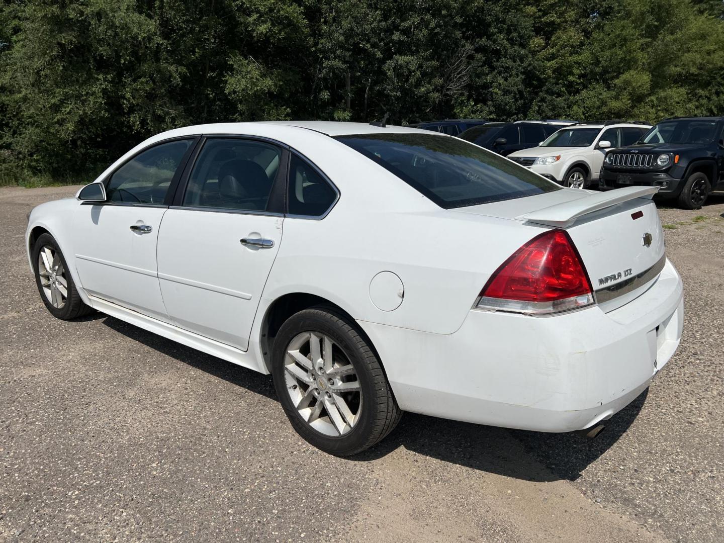2011 Chevrolet Impala LTZ (2G1WC5EM1B1) with an 3.9L V6 OHV 16V FFV engine, 4-Speed Automatic transmission, located at 17255 hwy 65 NE, Ham Lake, MN, 55304, 0.000000, 0.000000 - Photo#6