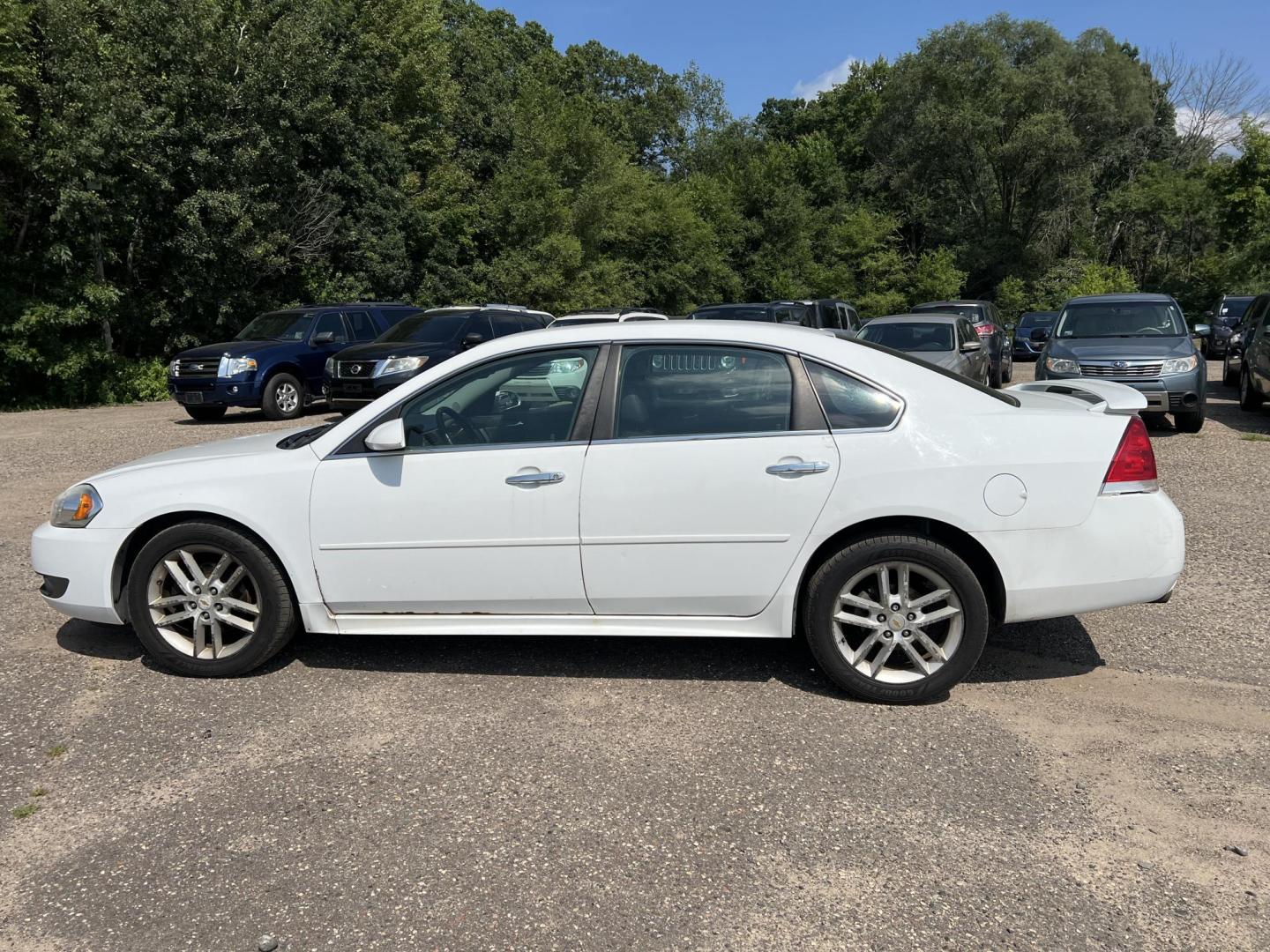 2011 Chevrolet Impala LTZ (2G1WC5EM1B1) with an 3.9L V6 OHV 16V FFV engine, 4-Speed Automatic transmission, located at 17255 hwy 65 NE, Ham Lake, MN, 55304, 0.000000, 0.000000 - Photo#7