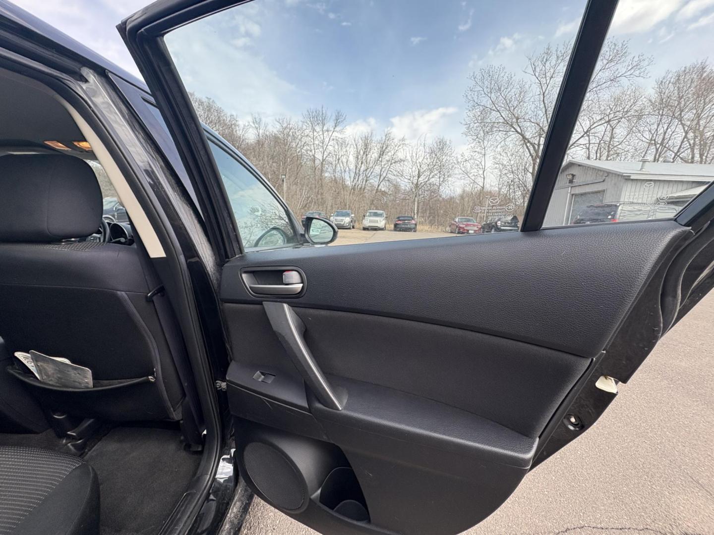 2012 Black /Black Mazda MAZDA3 (JM1BL1V70C1) , located at 17255 hwy 65 NE, Ham Lake, MN, 55304, 0.000000, 0.000000 - Photo#12