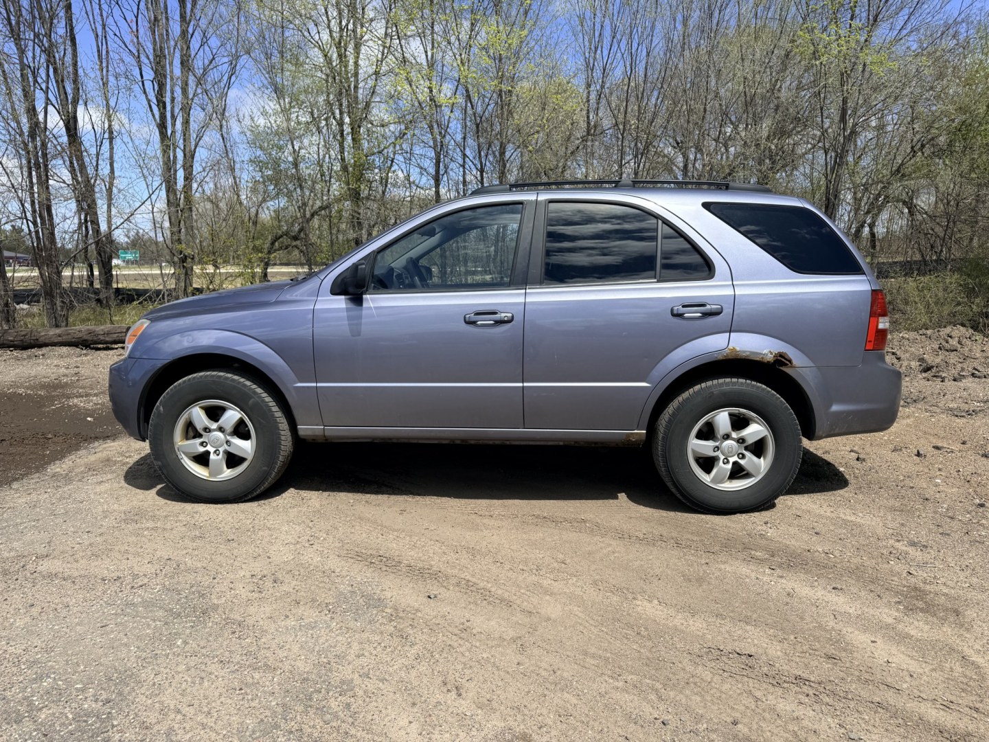 2009 Kia Sorento (KNDJD735495) , located at 17255 hwy 65 NE, Ham Lake, MN, 55304, 0.000000, 0.000000 - Photo#1