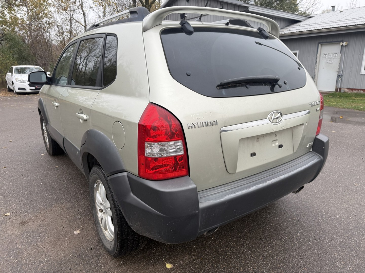 2008 Hyundai Tucson (KM8JN72D68U) , located at 17255 hwy 65 NE, Ham Lake, MN, 55304, 0.000000, 0.000000- Photo#2