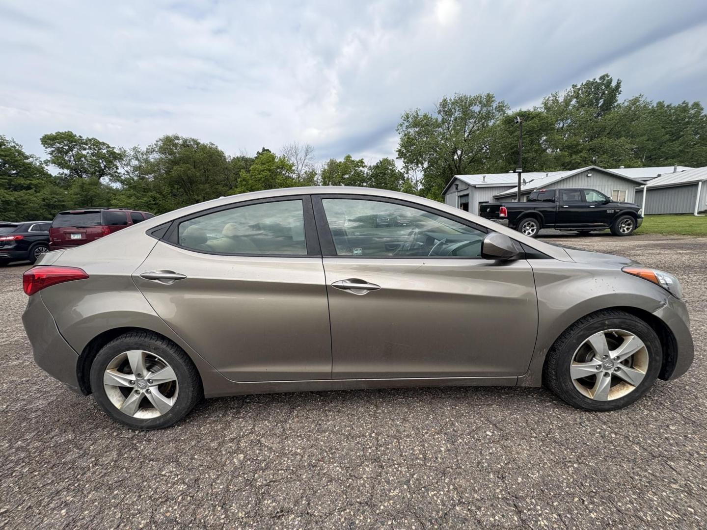 2013 Hyundai Elantra (5NPDH4AE4DH) , located at 17255 hwy 65 NE, Ham Lake, MN, 55304, 0.000000, 0.000000 - Photo#5