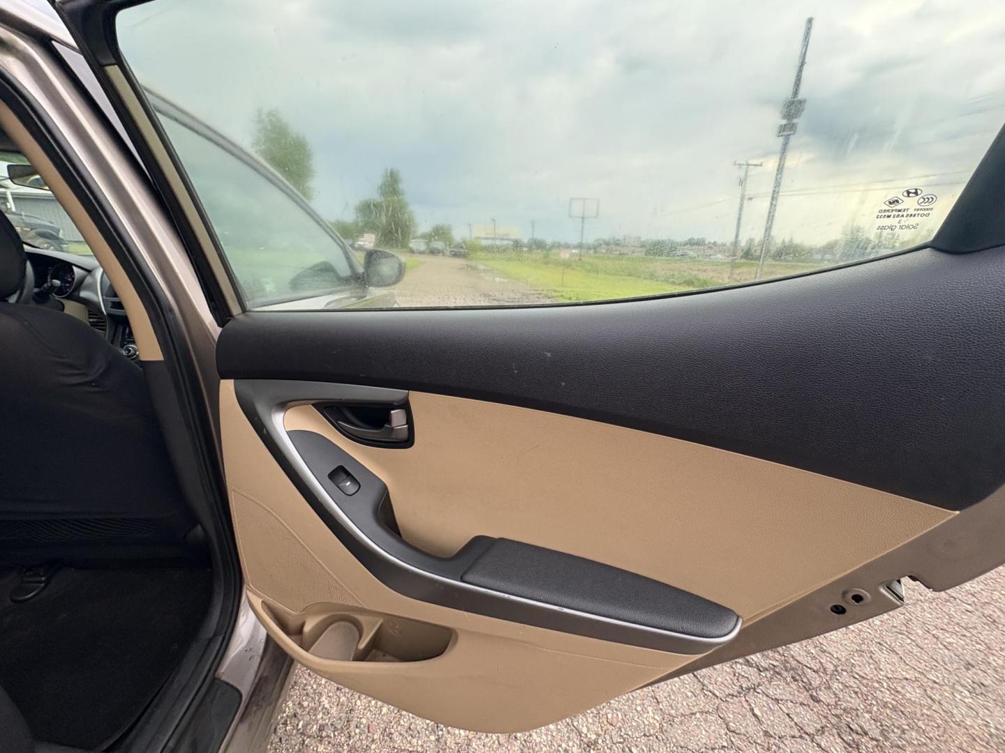 2013 Hyundai Elantra (5NPDH4AE4DH) , located at 17255 hwy 65 NE, Ham Lake, MN, 55304, 0.000000, 0.000000 - Photo#12