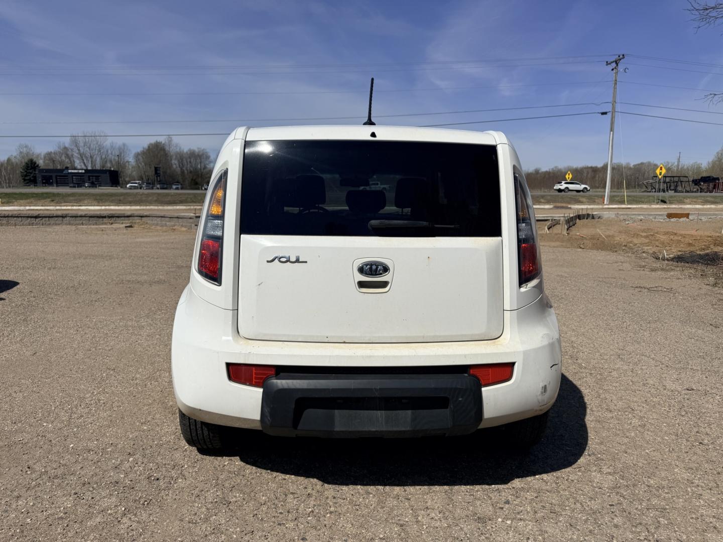 2010 Kia Soul (KNDJT2A26A7) , located at 17255 hwy 65 NE, Ham Lake, MN, 55304, 0.000000, 0.000000 - Photo#3