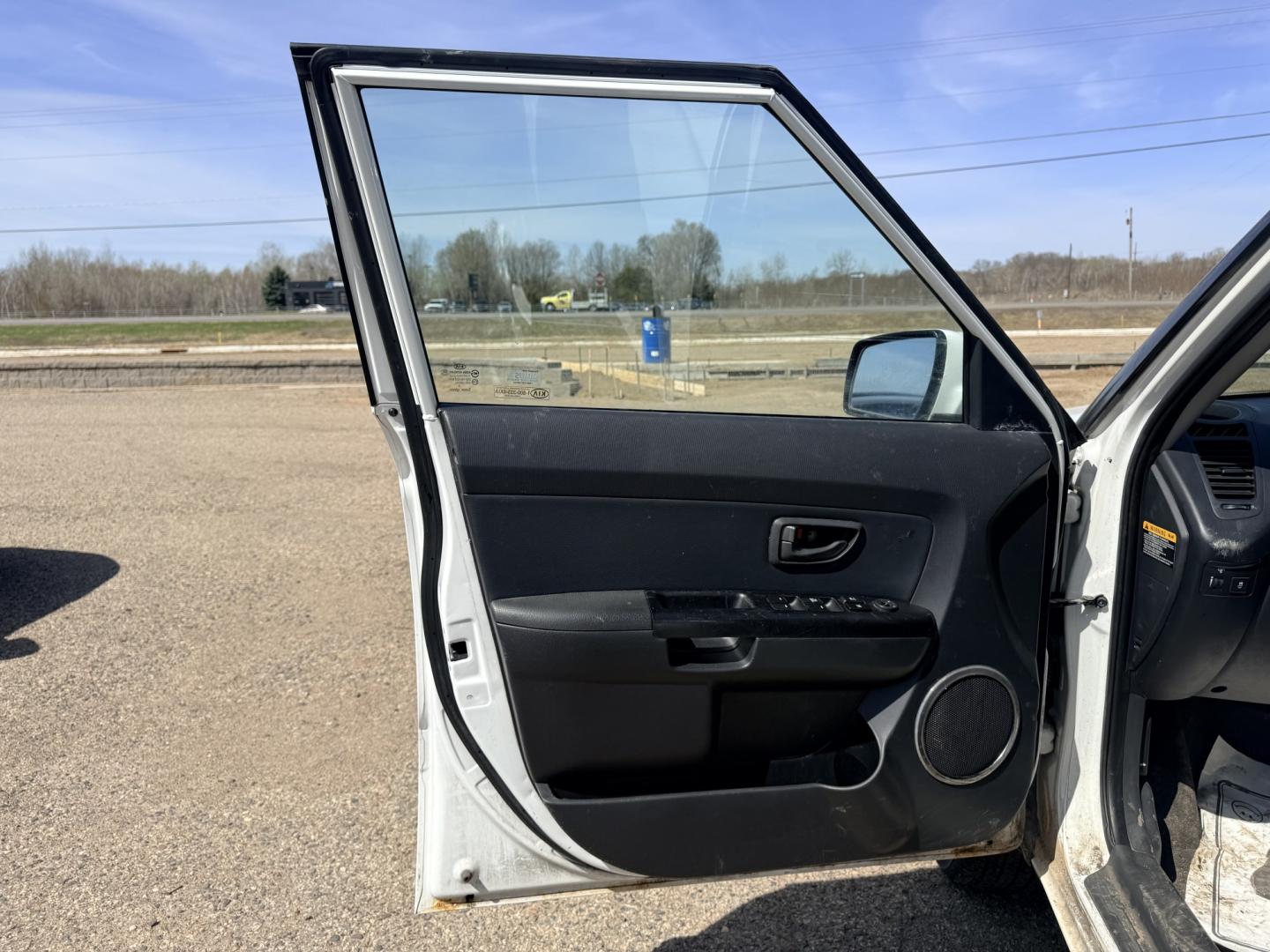 2010 Kia Soul (KNDJT2A26A7) , located at 17255 hwy 65 NE, Ham Lake, MN, 55304, 0.000000, 0.000000 - Photo#8