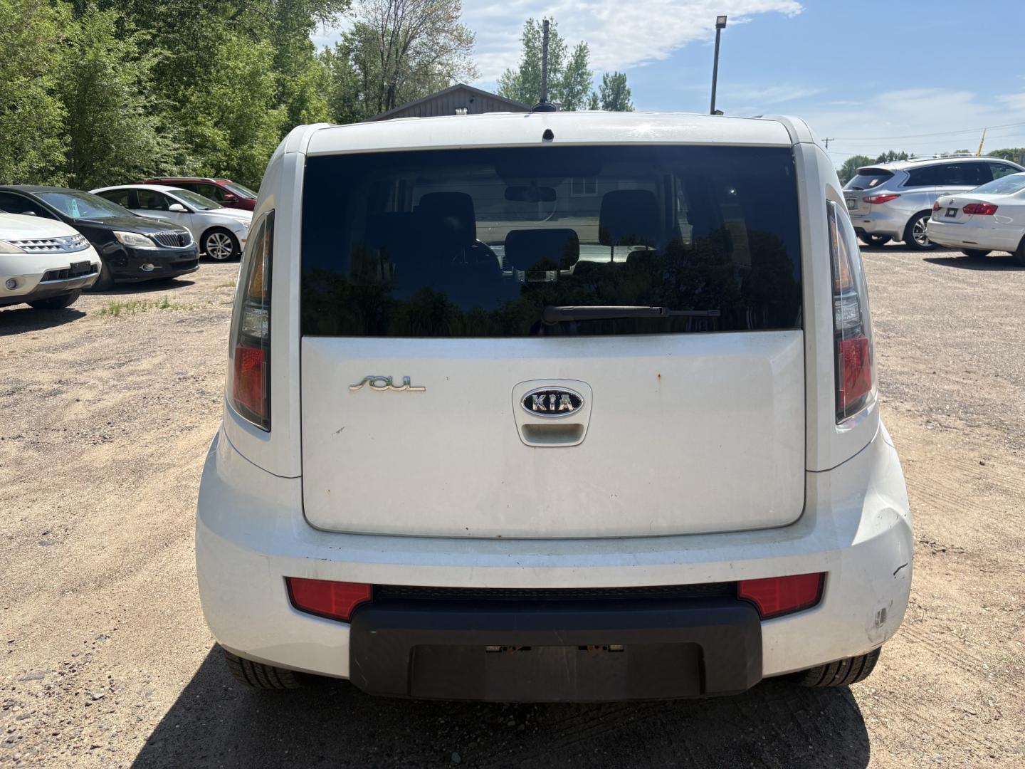 2010 Kia Soul (KNDJT2A26A7) , located at 17255 hwy 65 NE, Ham Lake, MN, 55304, 0.000000, 0.000000 - Photo#3