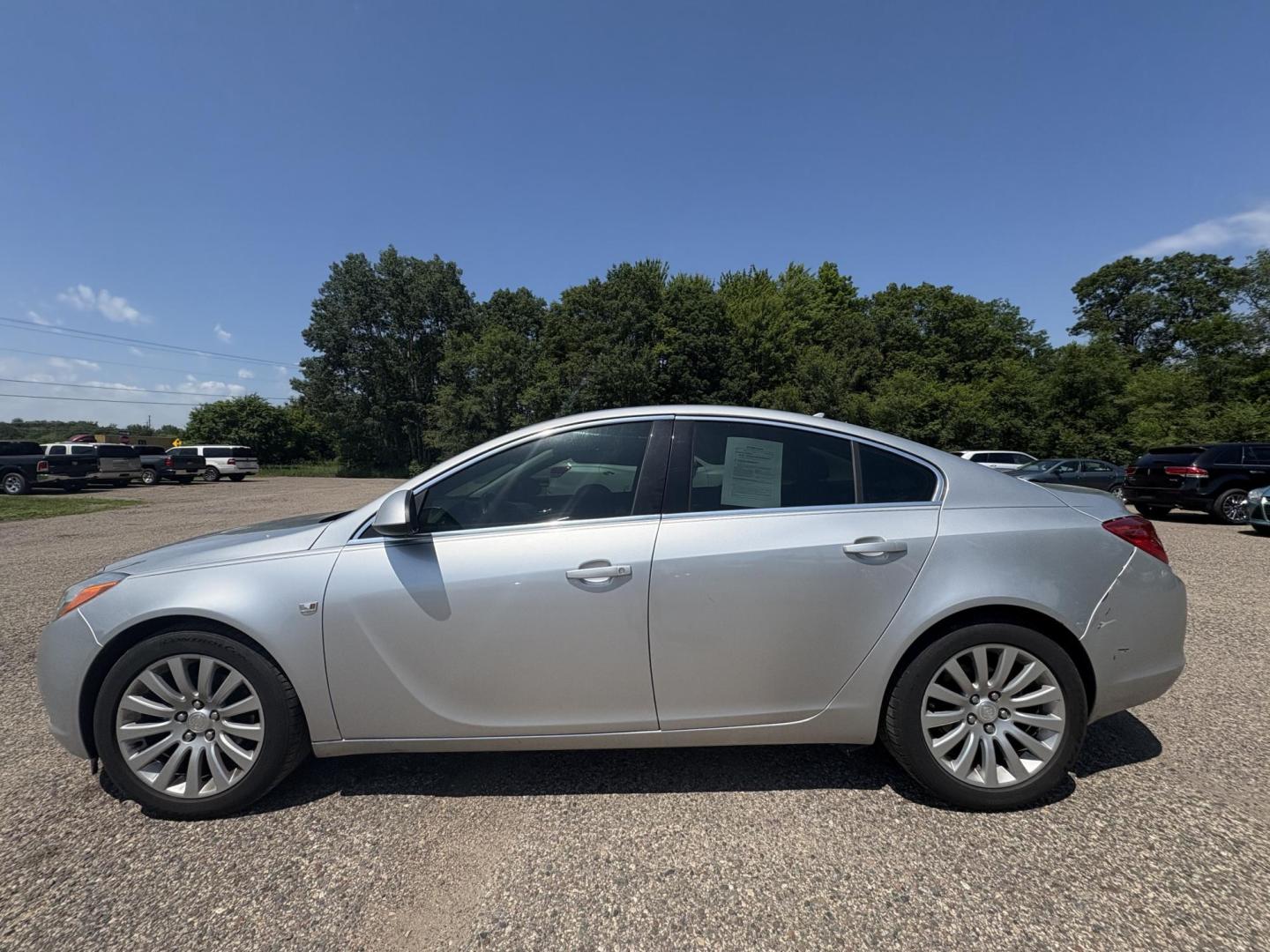 2011 Buick Regal (2G4GS5EC2B9) , located at 17255 hwy 65 NE, Ham Lake, MN, 55304, 0.000000, 0.000000 - Photo#1