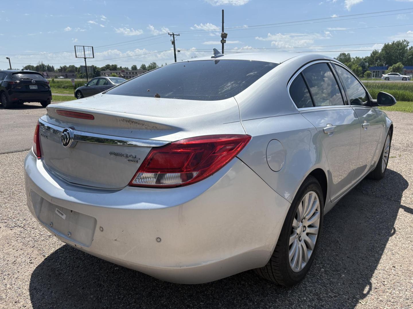 2011 Buick Regal (2G4GS5EC2B9) , located at 17255 hwy 65 NE, Ham Lake, MN, 55304, 0.000000, 0.000000 - Photo#4