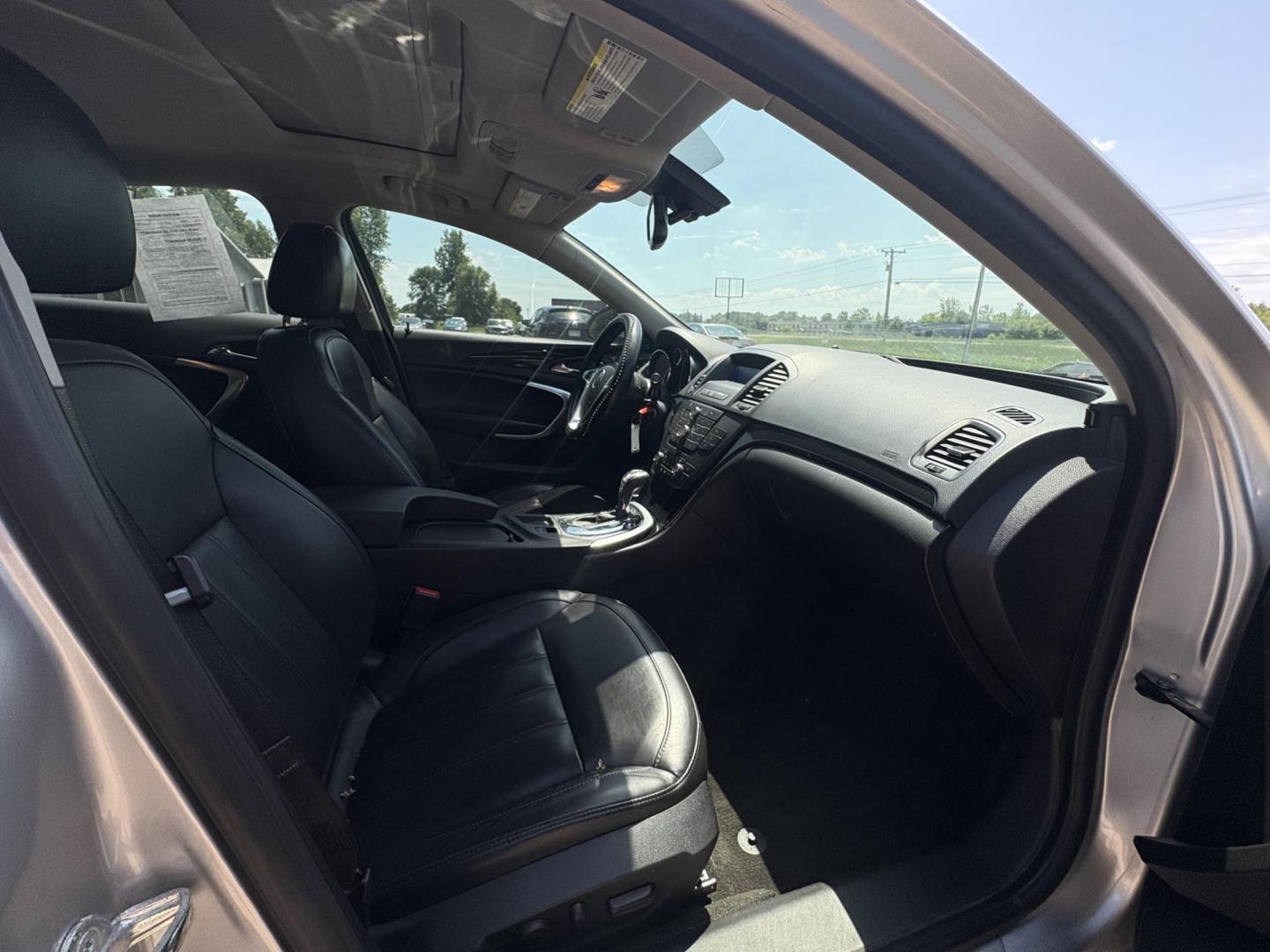 2011 Buick Regal (2G4GS5EC2B9) , located at 17255 hwy 65 NE, Ham Lake, MN, 55304, 0.000000, 0.000000 - Photo#15