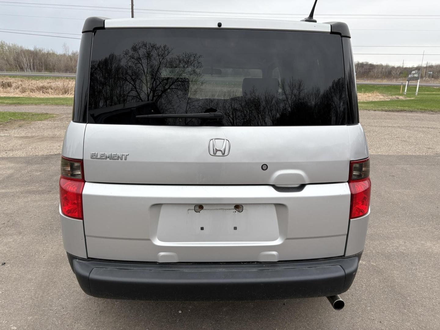 2008 Honda Element EX 2WD AT (5J6YH18798L) with an 2.4L L4 DOHC 16V engine, 5-Speed Automatic Overdrive transmission, located at 17255 hwy 65 NE, Ham Lake, MN, 55304, 0.000000, 0.000000 - Photo#3
