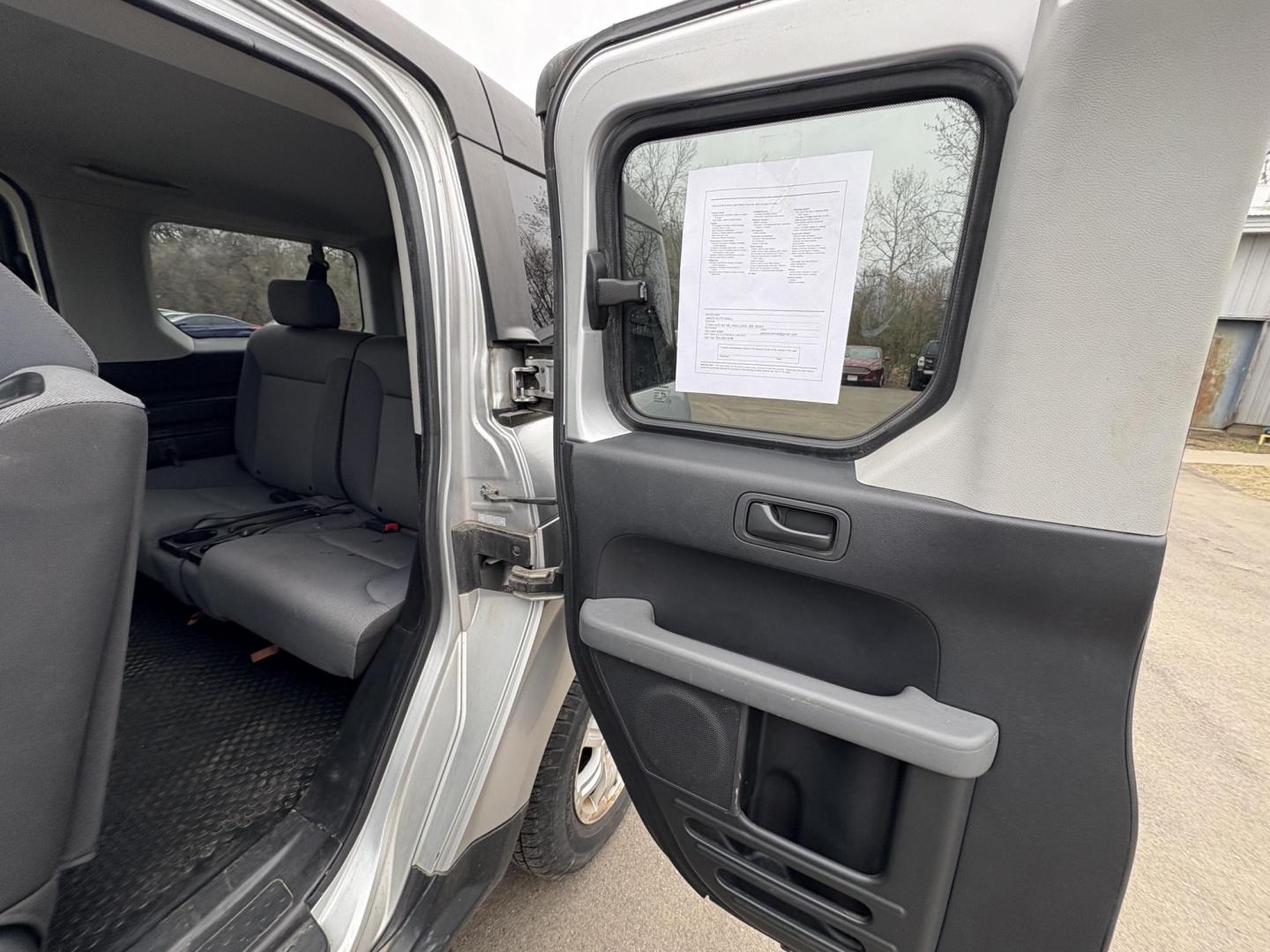 2008 Honda Element EX 2WD AT (5J6YH18798L) with an 2.4L L4 DOHC 16V engine, 5-Speed Automatic Overdrive transmission, located at 17255 hwy 65 NE, Ham Lake, MN, 55304, 0.000000, 0.000000 - Photo#10