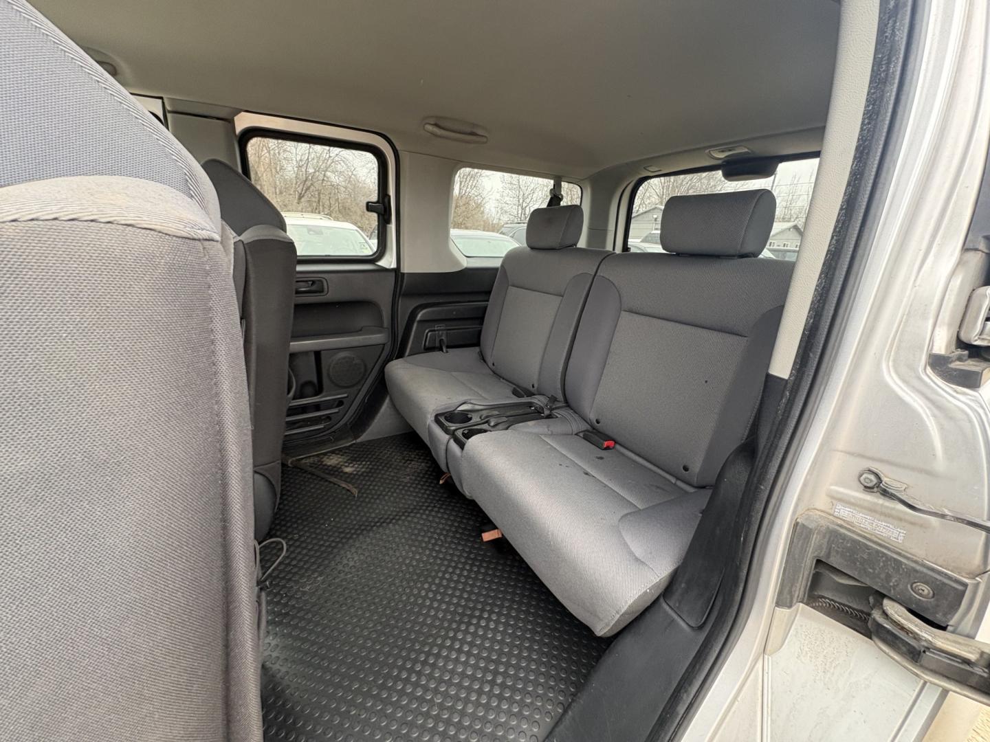 2008 Honda Element EX 2WD AT (5J6YH18798L) with an 2.4L L4 DOHC 16V engine, 5-Speed Automatic Overdrive transmission, located at 17255 hwy 65 NE, Ham Lake, MN, 55304, 0.000000, 0.000000 - Photo#11